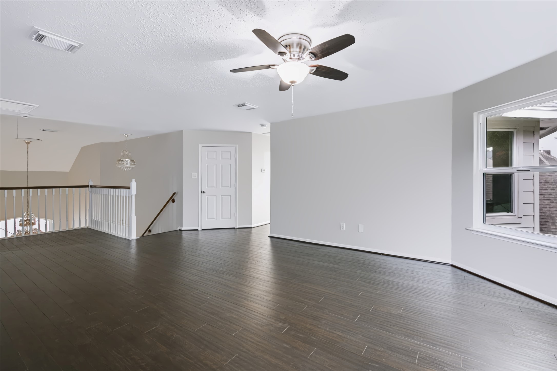 21515 Santa Clara Drive Property Photo 27