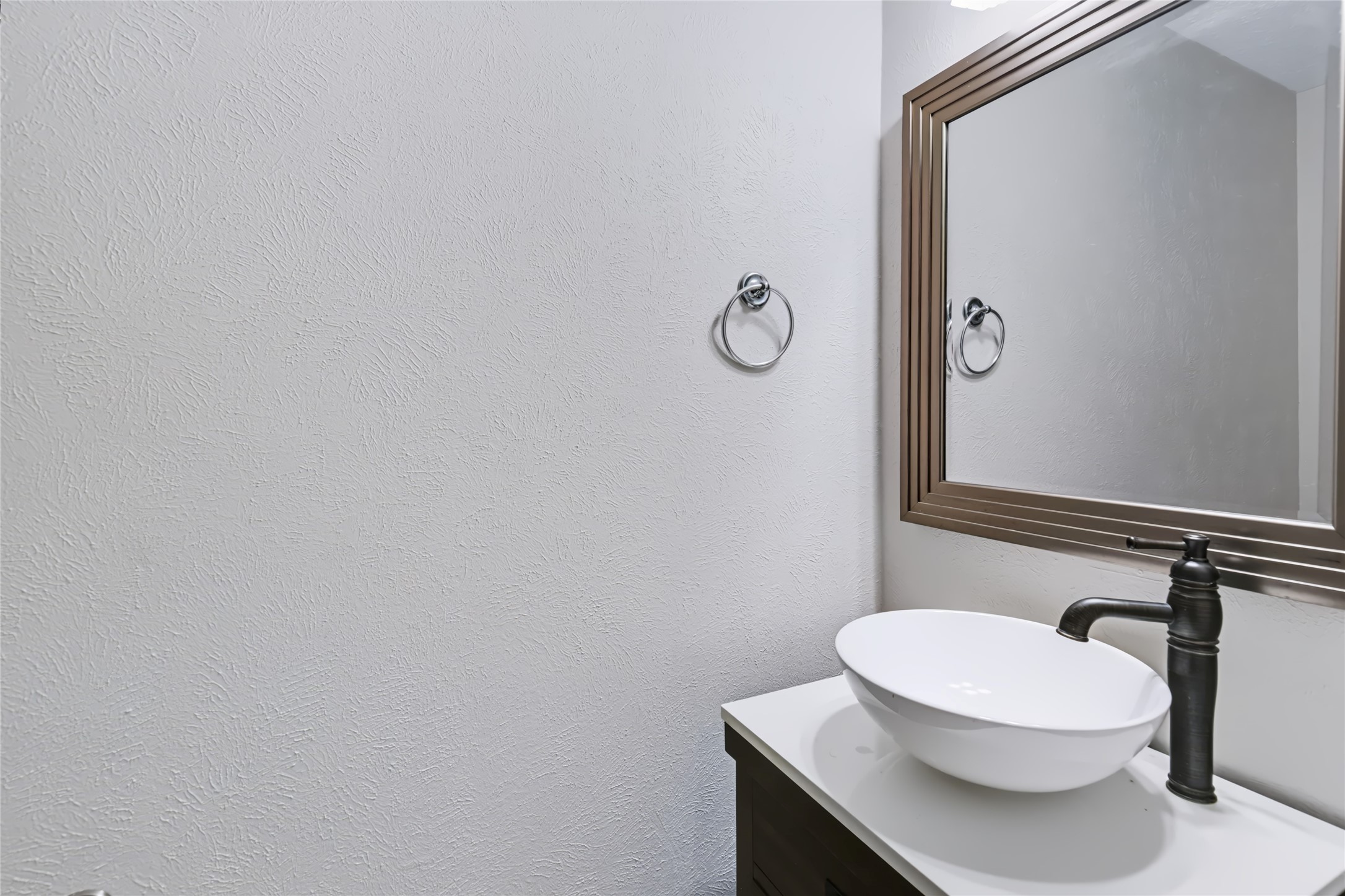 21515 Santa Clara Drive Property Photo 29