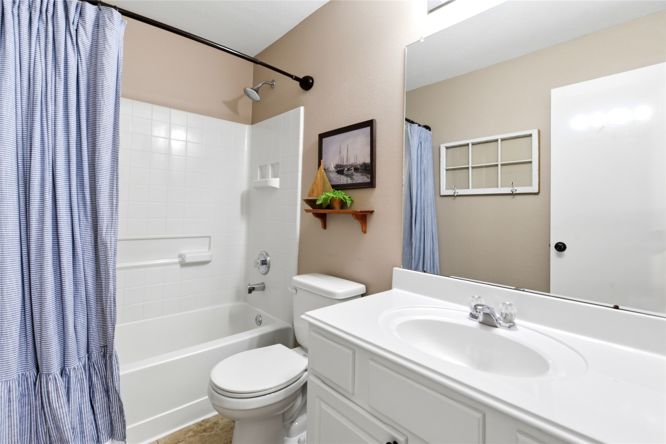 427 Laurel Timbers Drive Property Photo 24