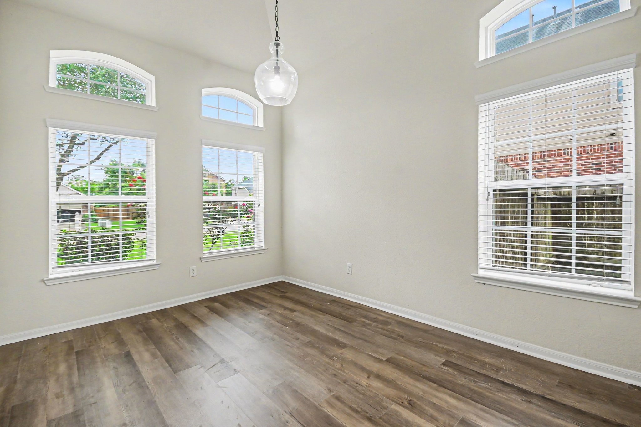1439 Barras Street Property Photo 29