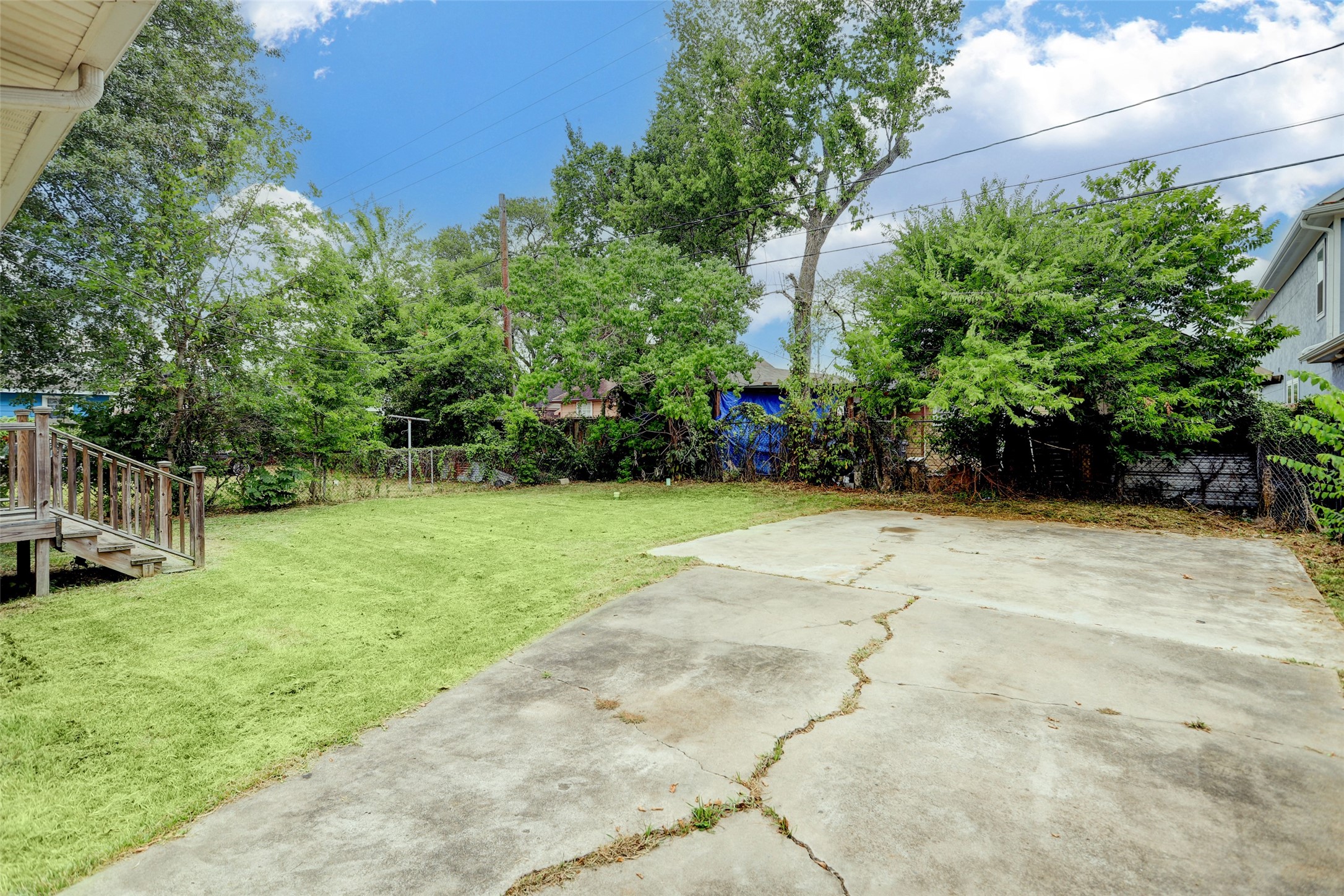 2333 Lidstone Street Property Photo 20