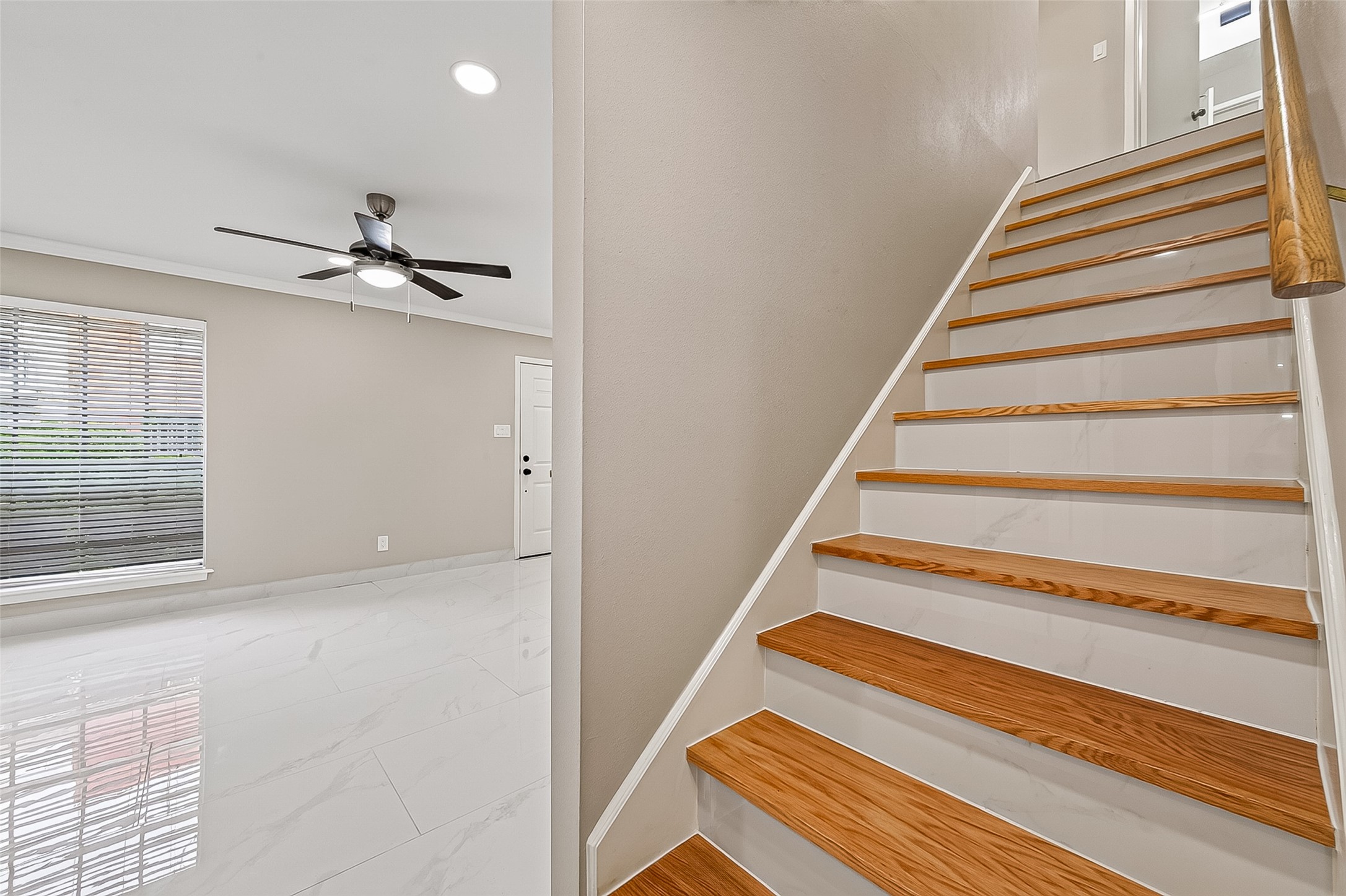 6649 De Moss Drive 649 Property Photo 34