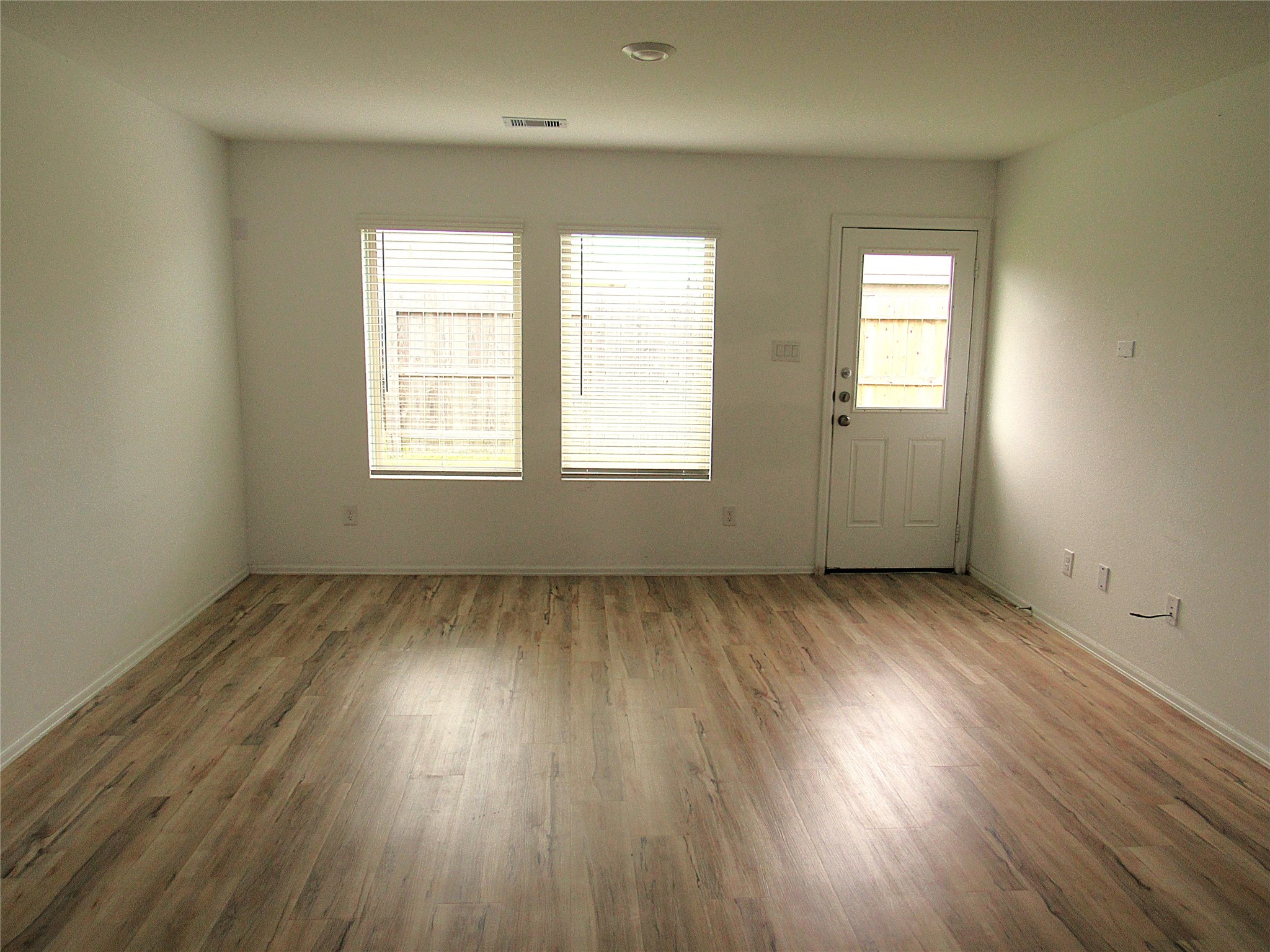 8831 Bar Harbor Drive Property Photo 5