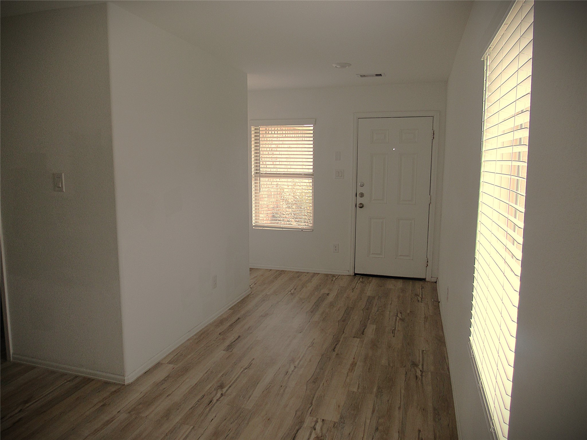 8831 Bar Harbor Drive Property Photo 9