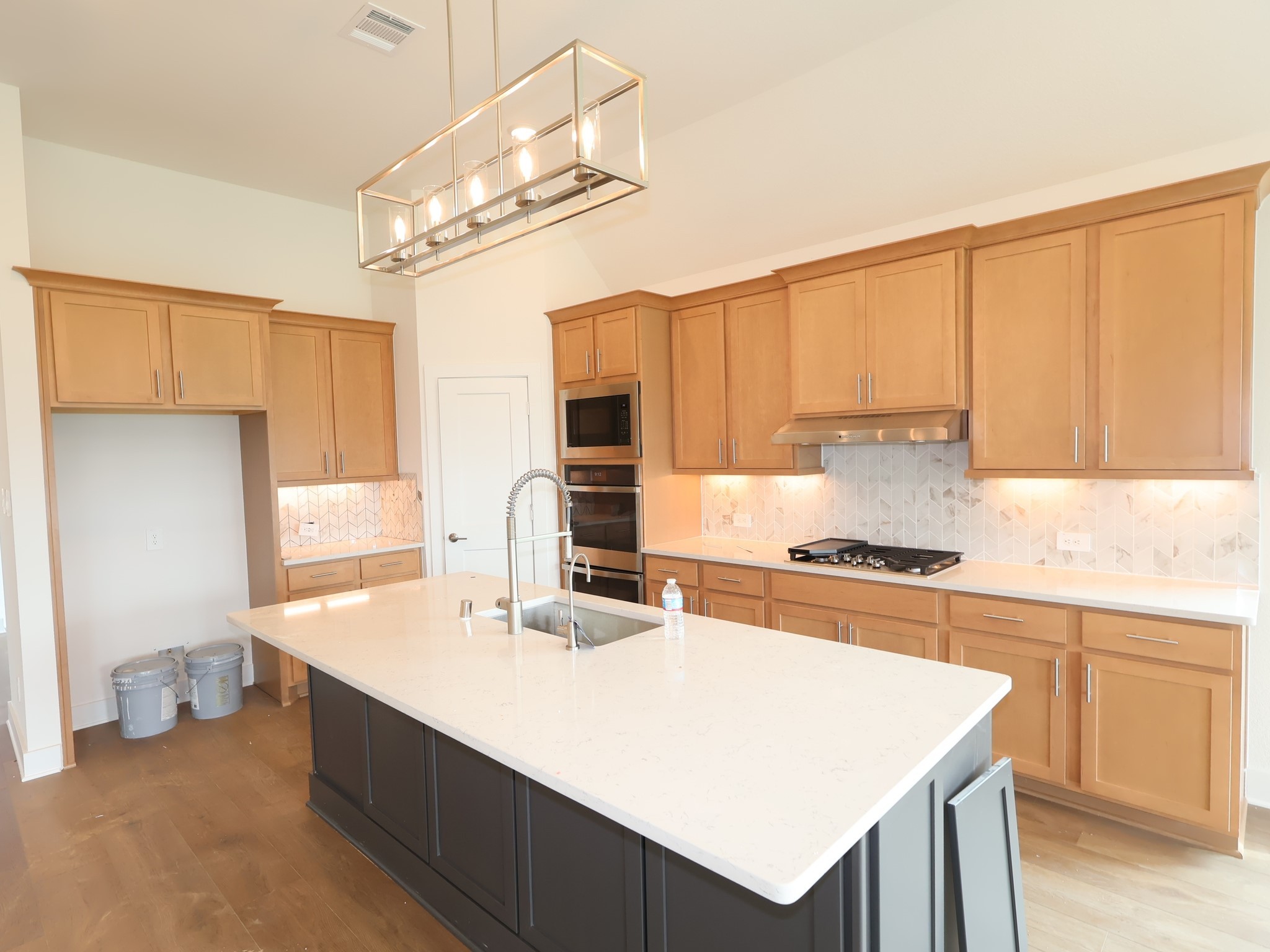 21003 Poppy Meadows Court Property Photo 2