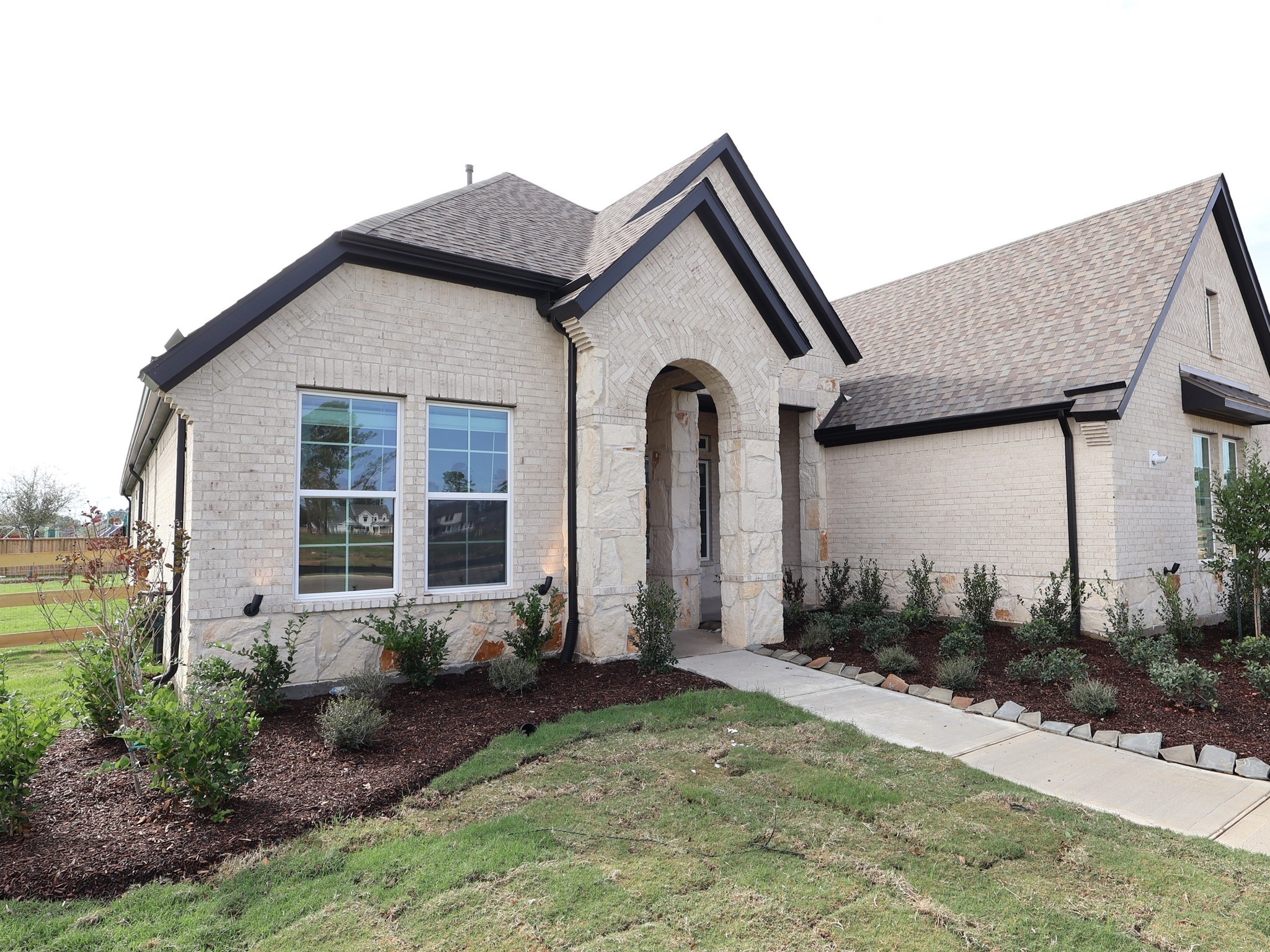 21003 Poppy Meadows Court Property Photo 9