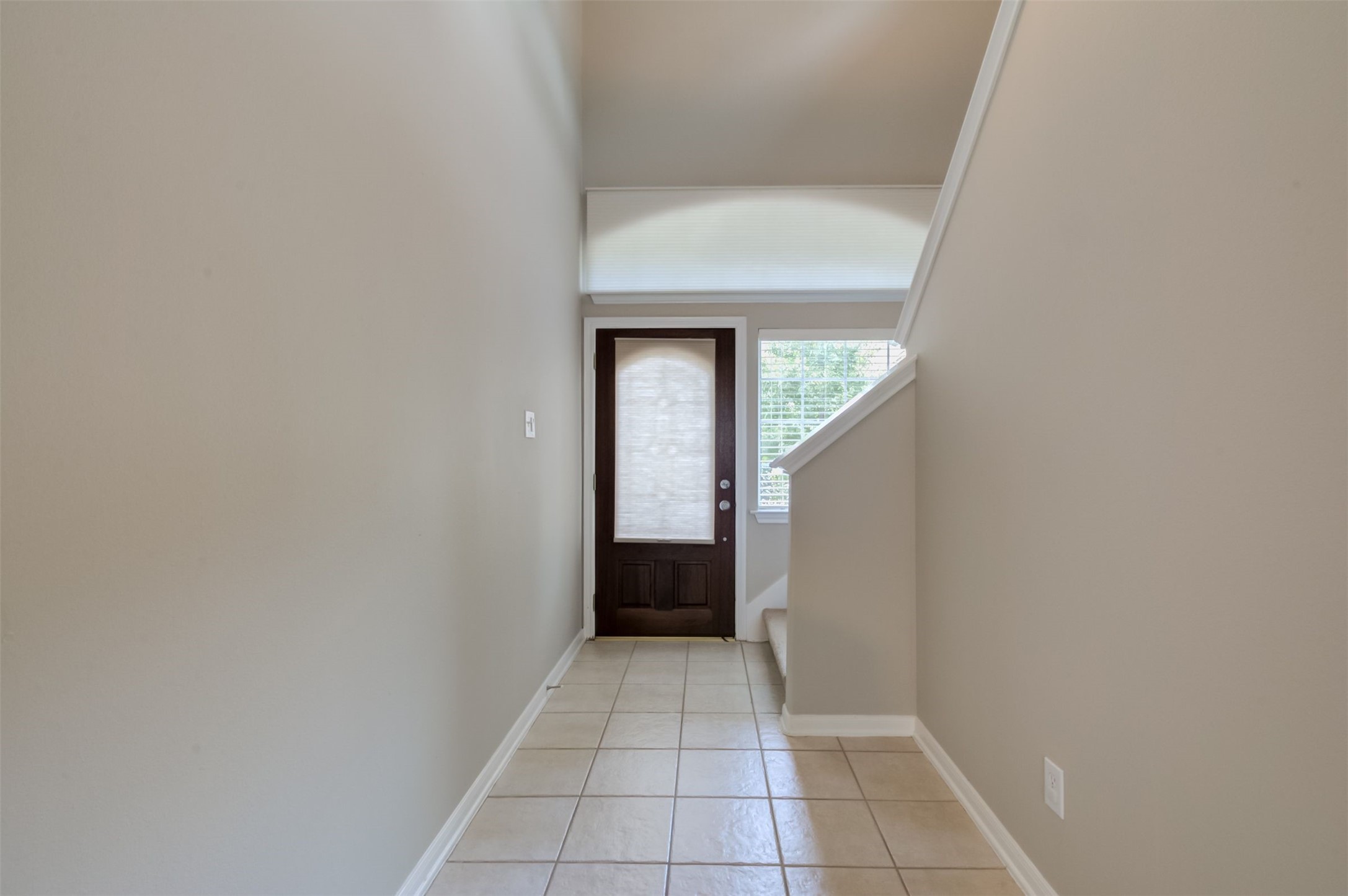 115 W Burberry Circle Property Photo 3