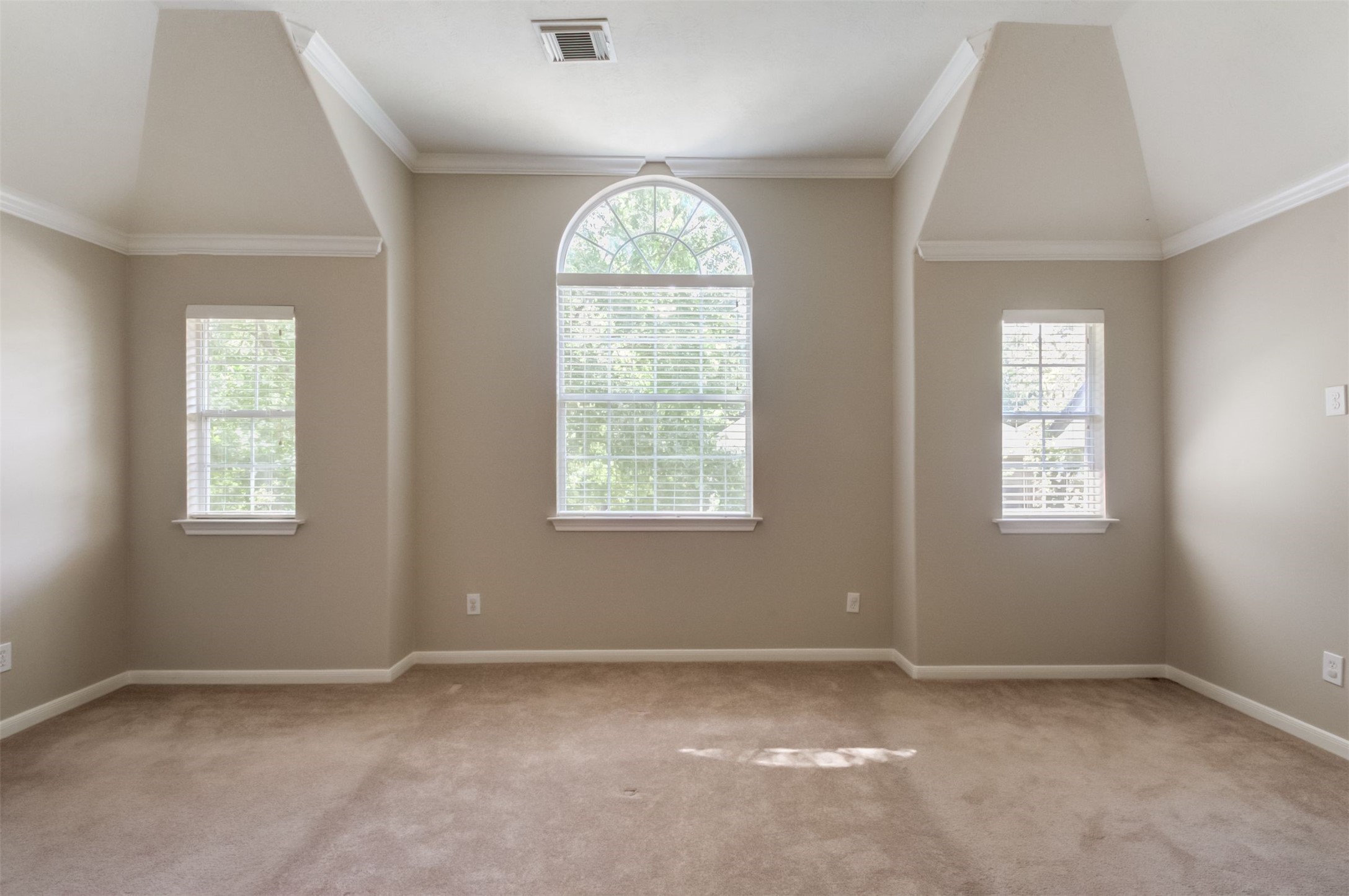 115 W Burberry Circle Property Photo 16