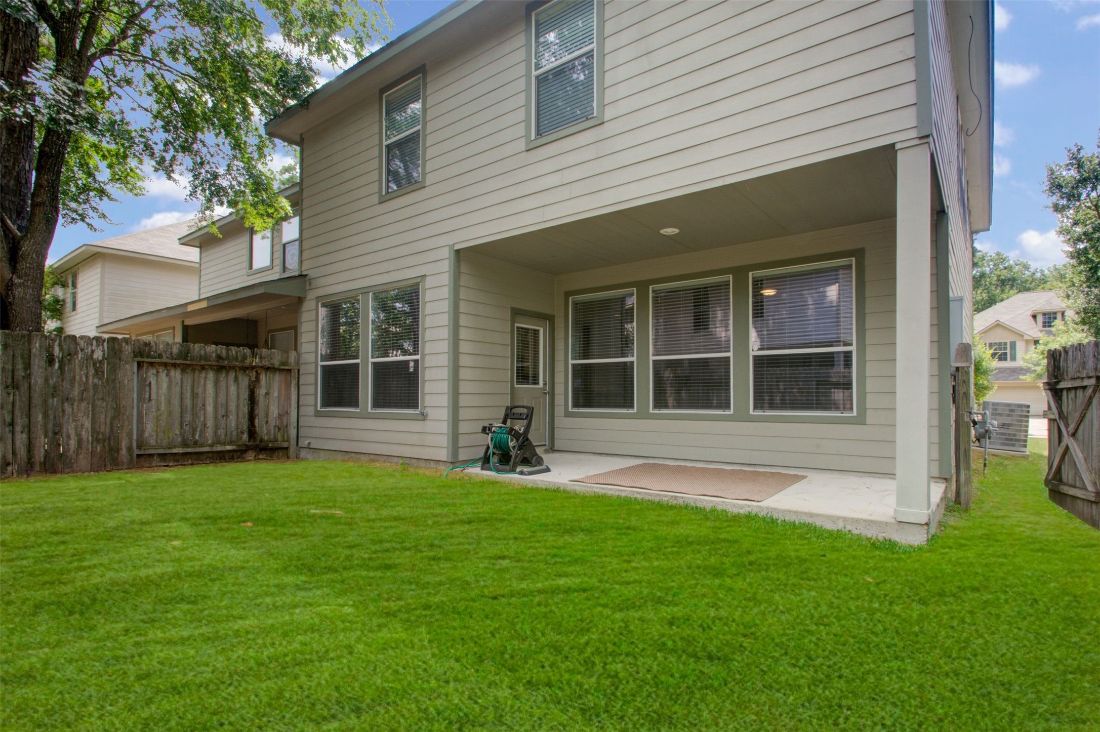 115 W Burberry Circle Property Photo 24