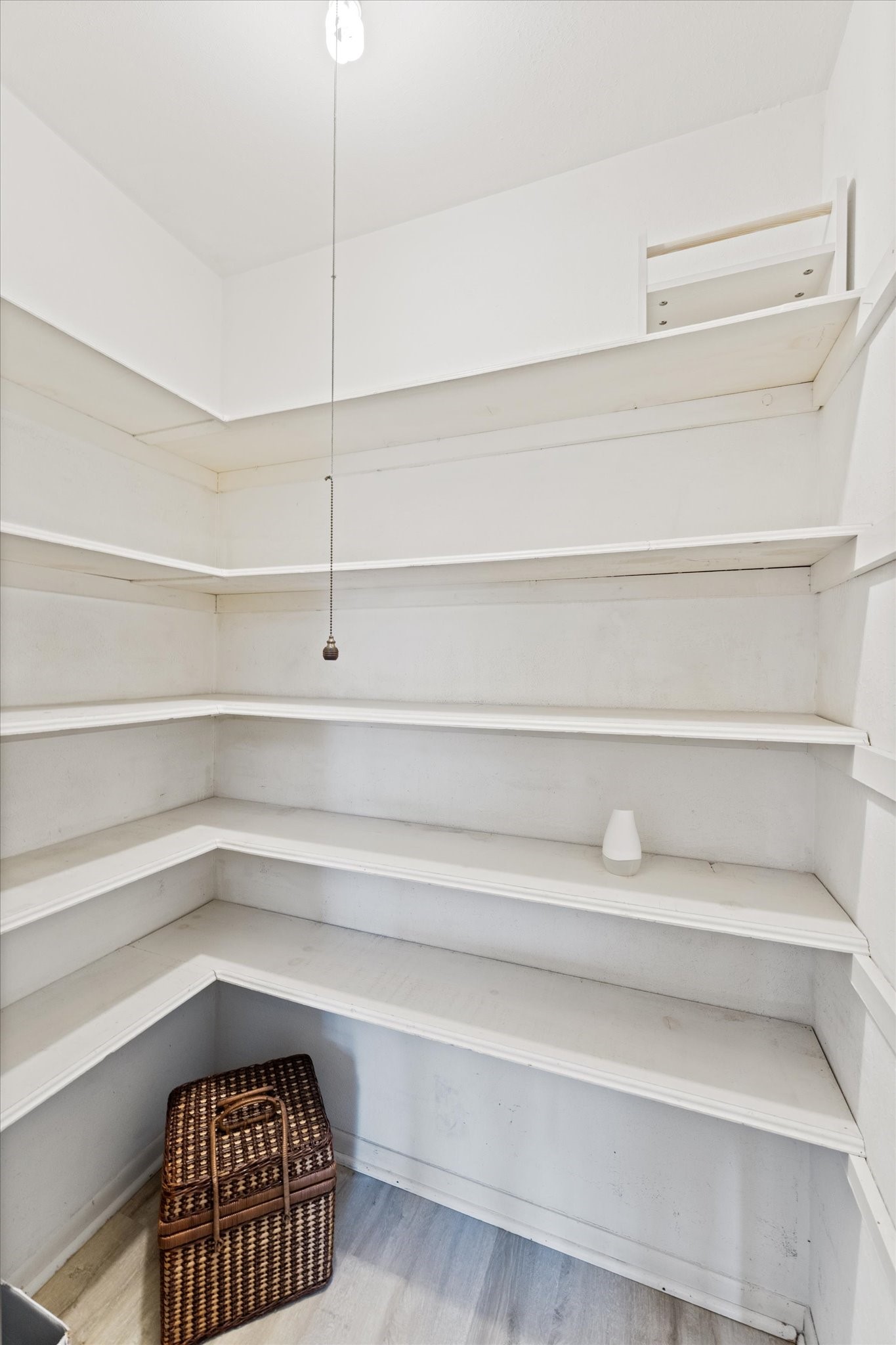 3607 Camelot Street Property Photo 25