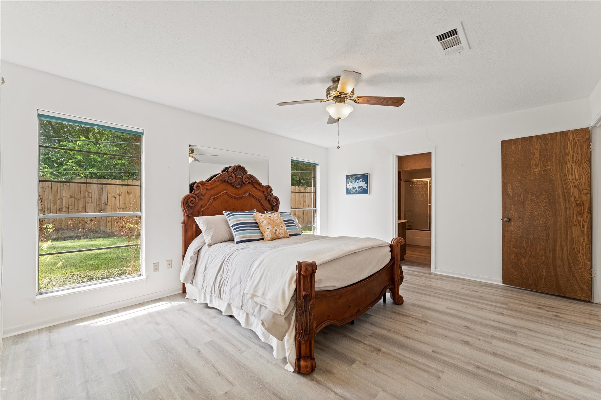 3607 Camelot Street Property Photo 26