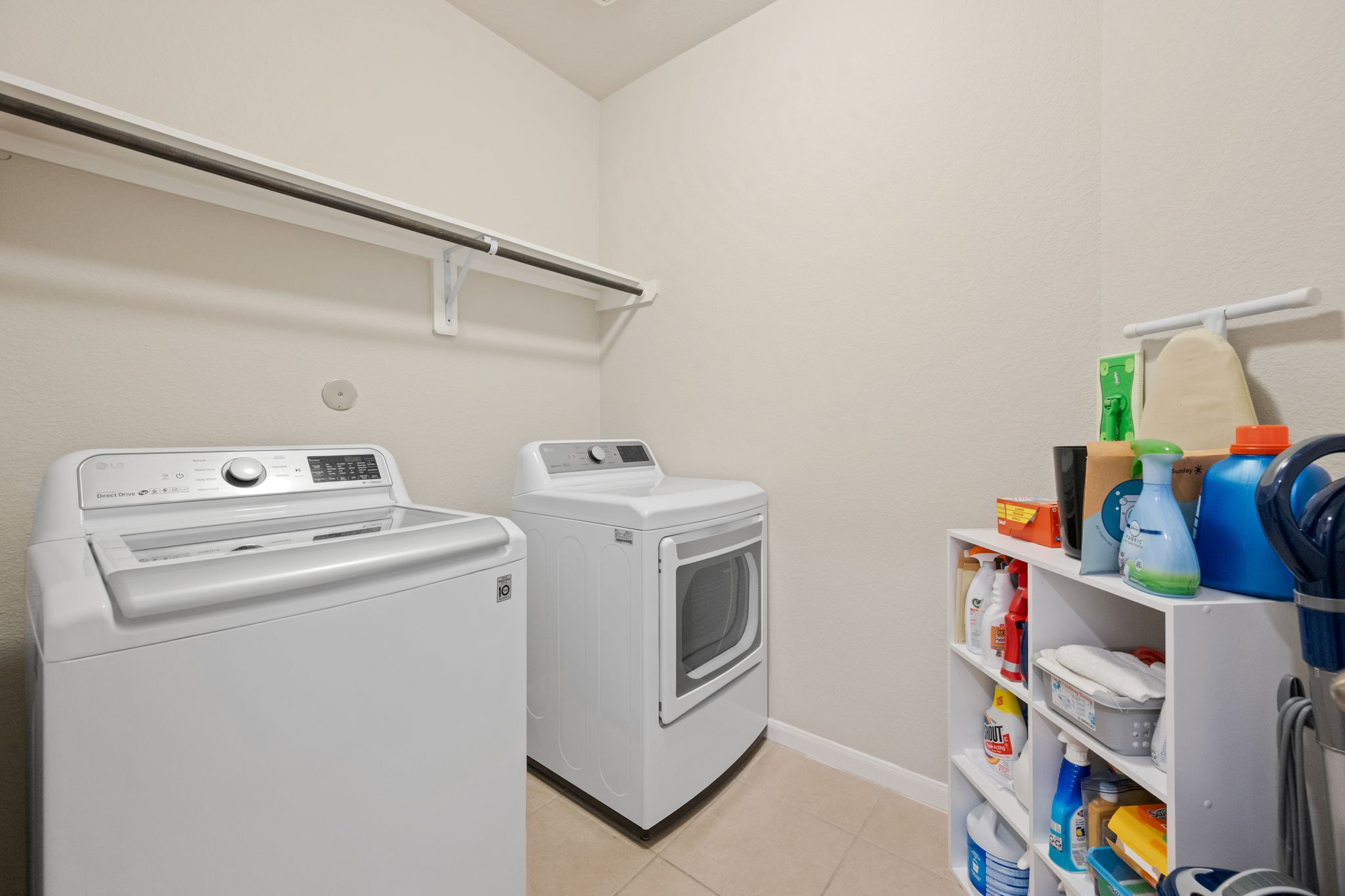 9807 Patricia Haven Lane Property Photo 23