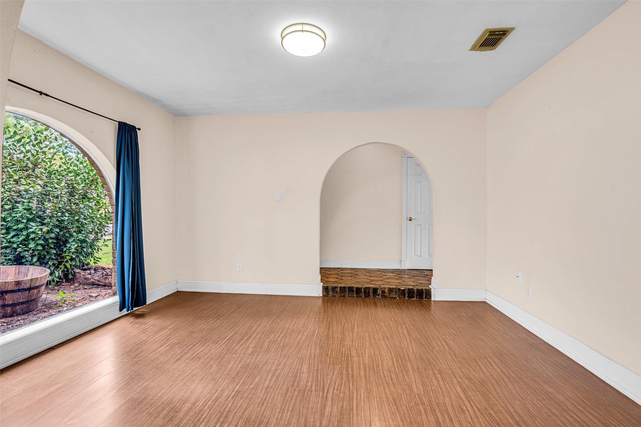 8227 Schaffer Lane Property Photo 17