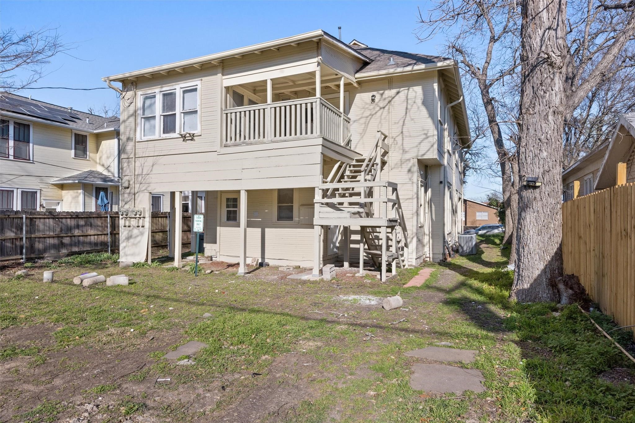 715 Porter Street 4 Property Photo 12