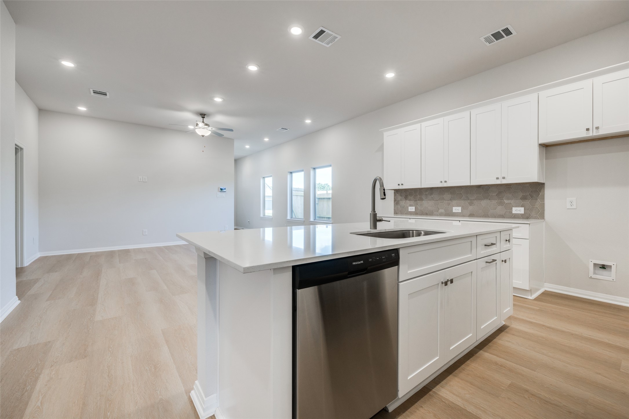 31015 Driggs River Lane Property Photo 12