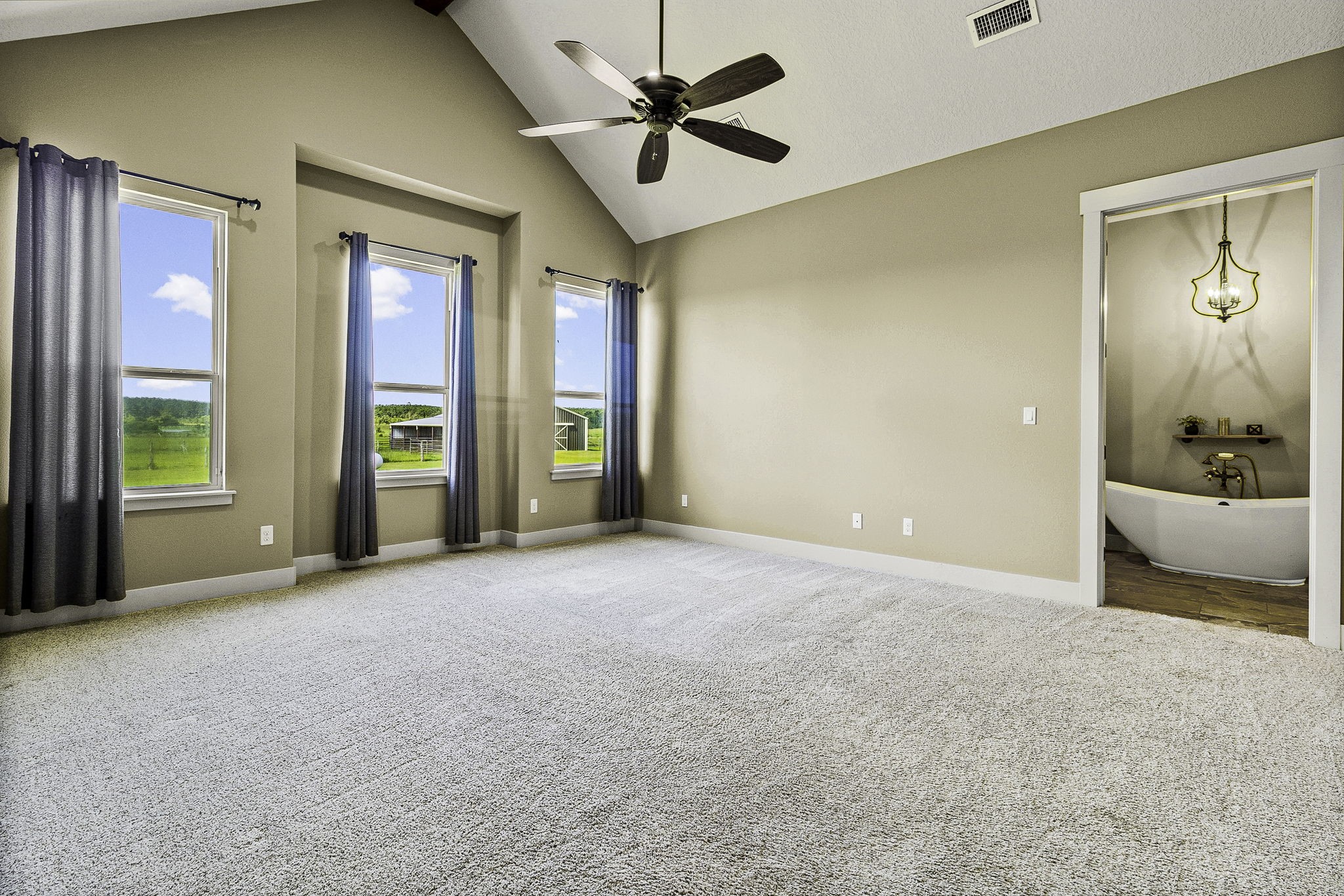 399 Fm 1696 Road W Property Photo 26