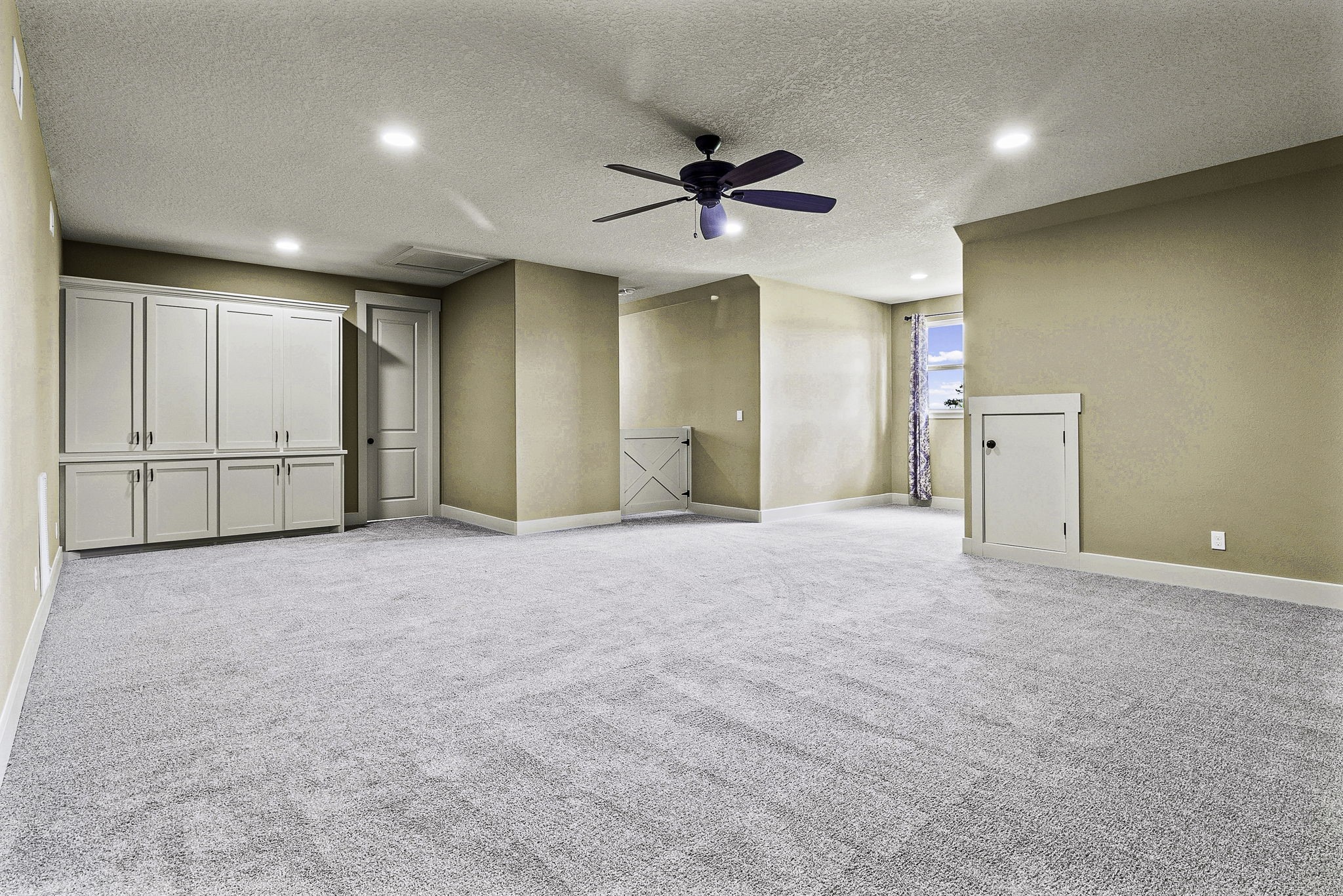 399 Fm 1696 Road W Property Photo 33