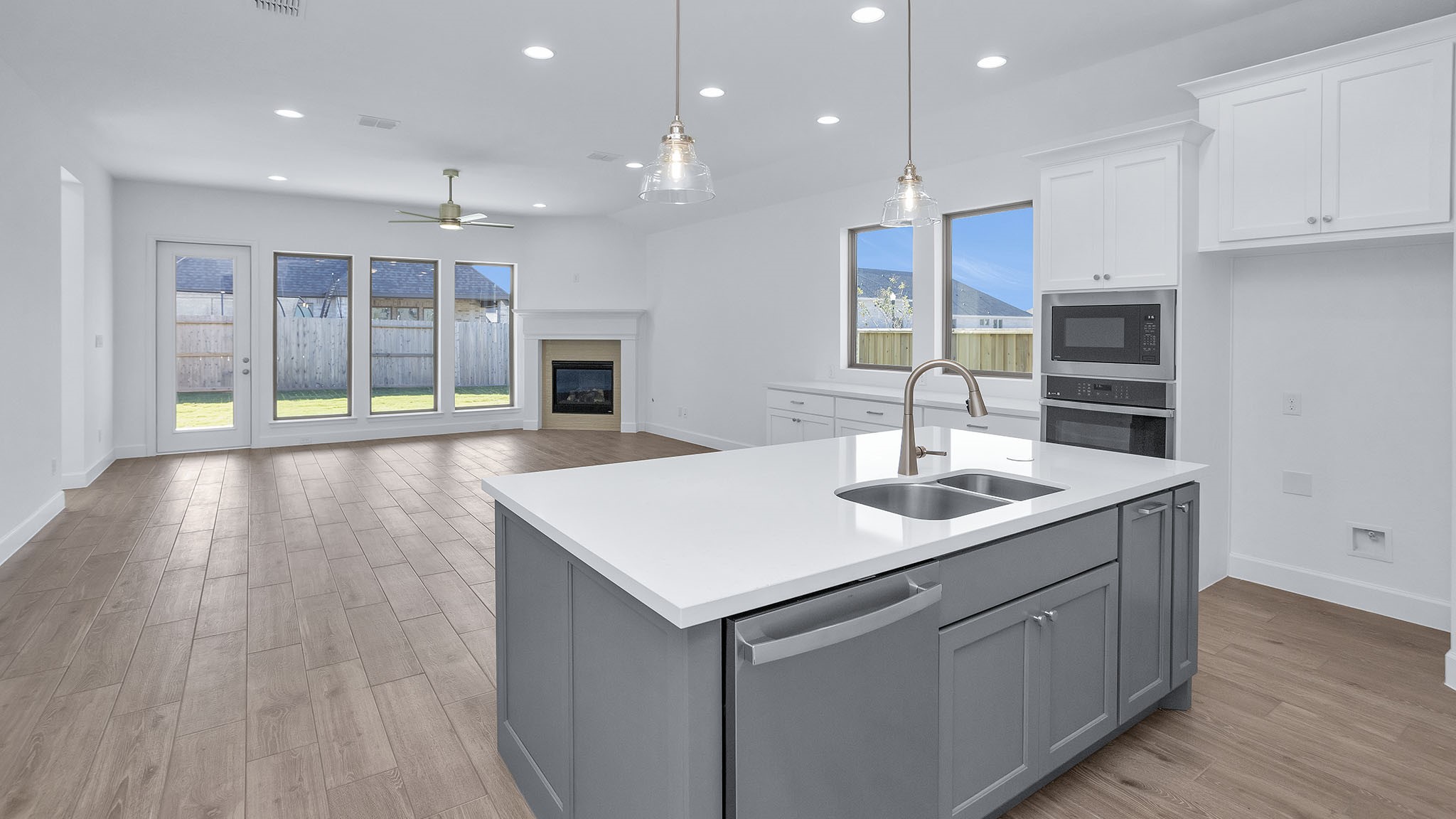 12347 Sweet Gum Drive Property Photo 3