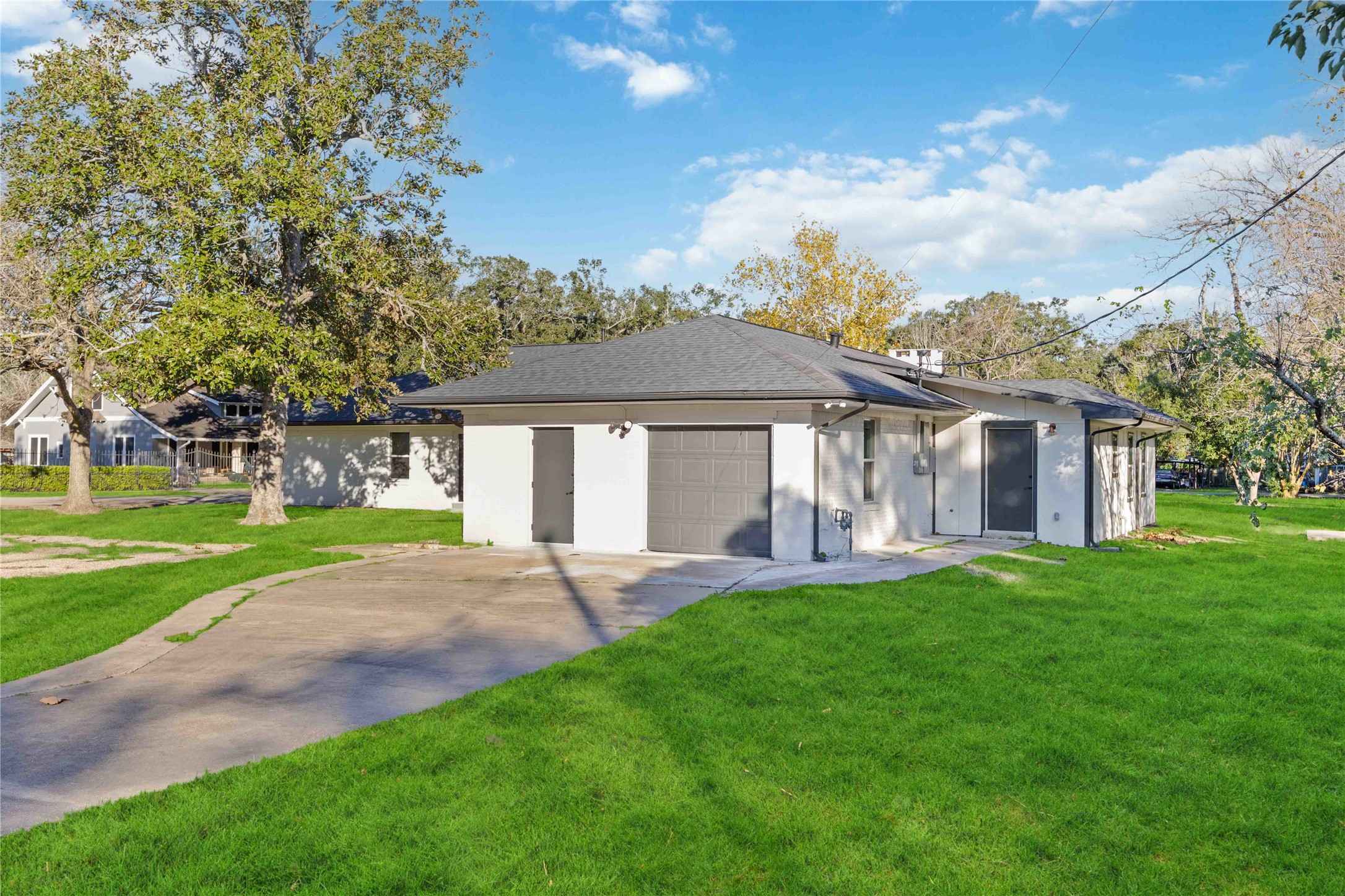 711 W Sidnor Street Property Photo 17