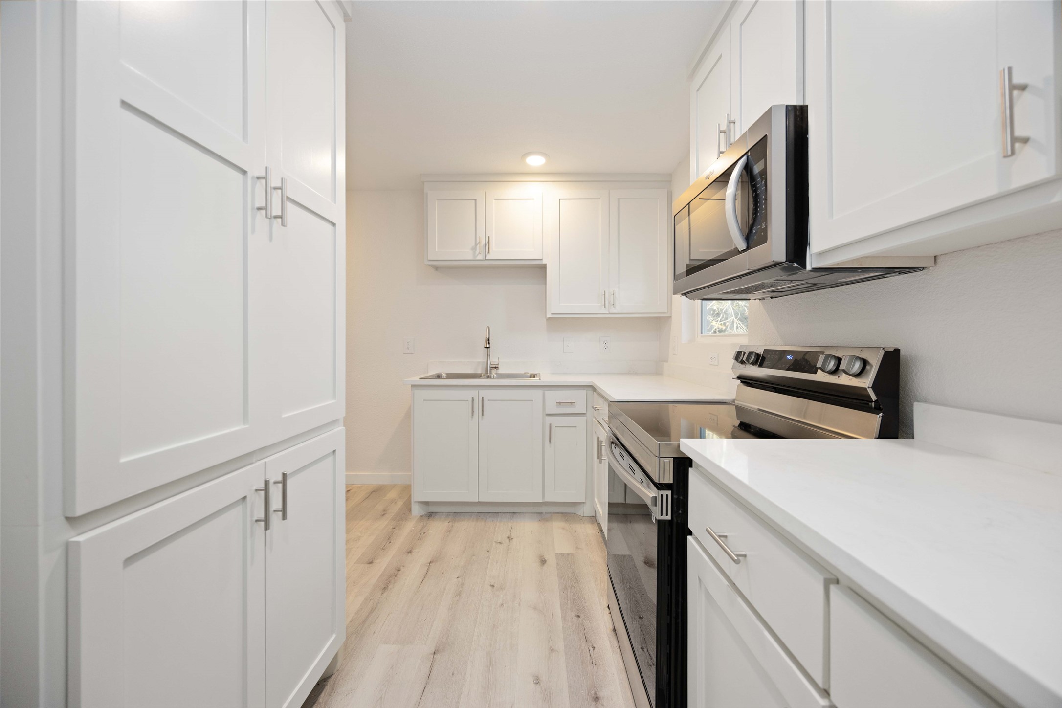 711 W Sidnor Street Property Photo 36