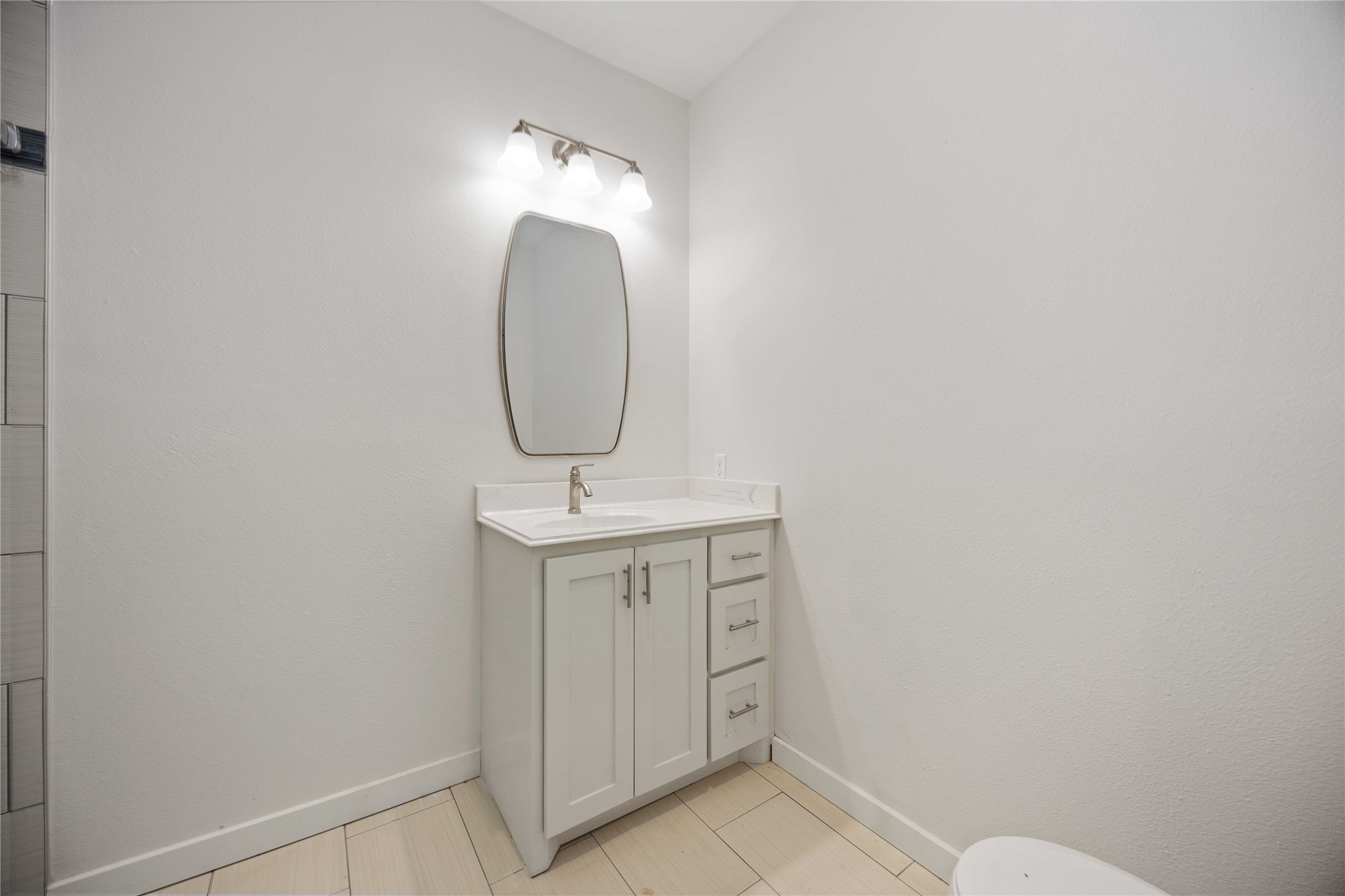 711 W Sidnor Street Property Photo 41