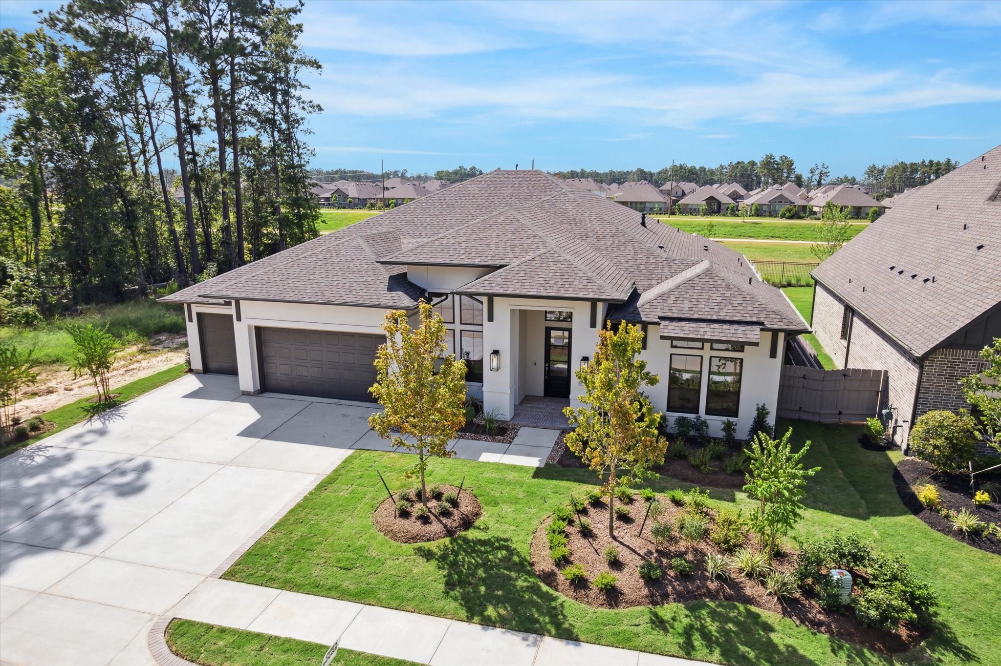 18414 Madrigal Morning Street Property Photo 2