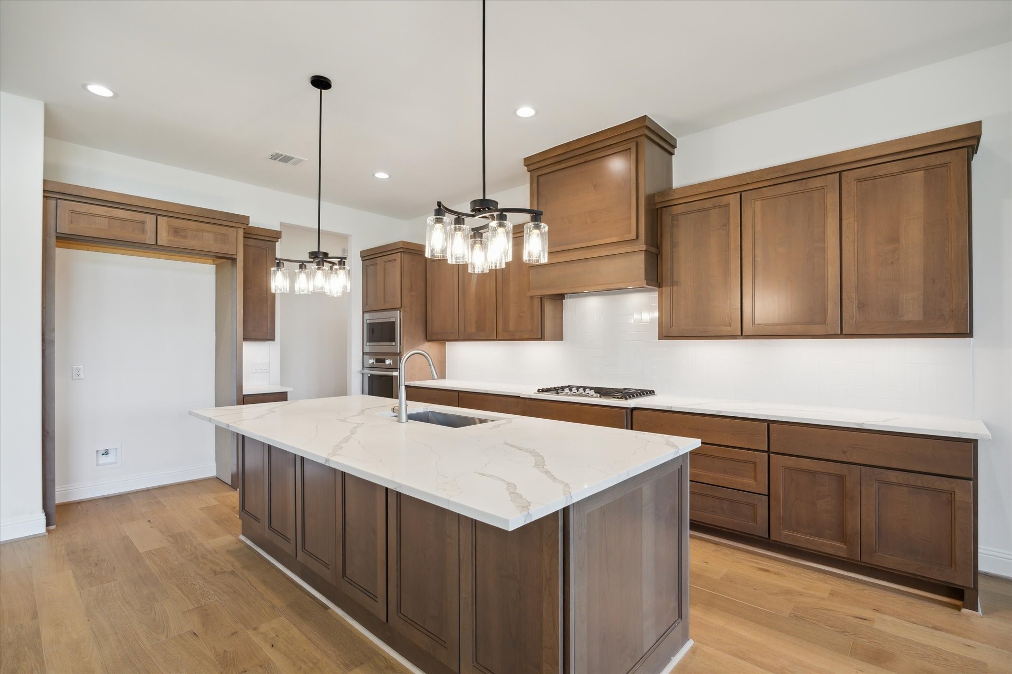 18414 Madrigal Morning Street Property Photo 6