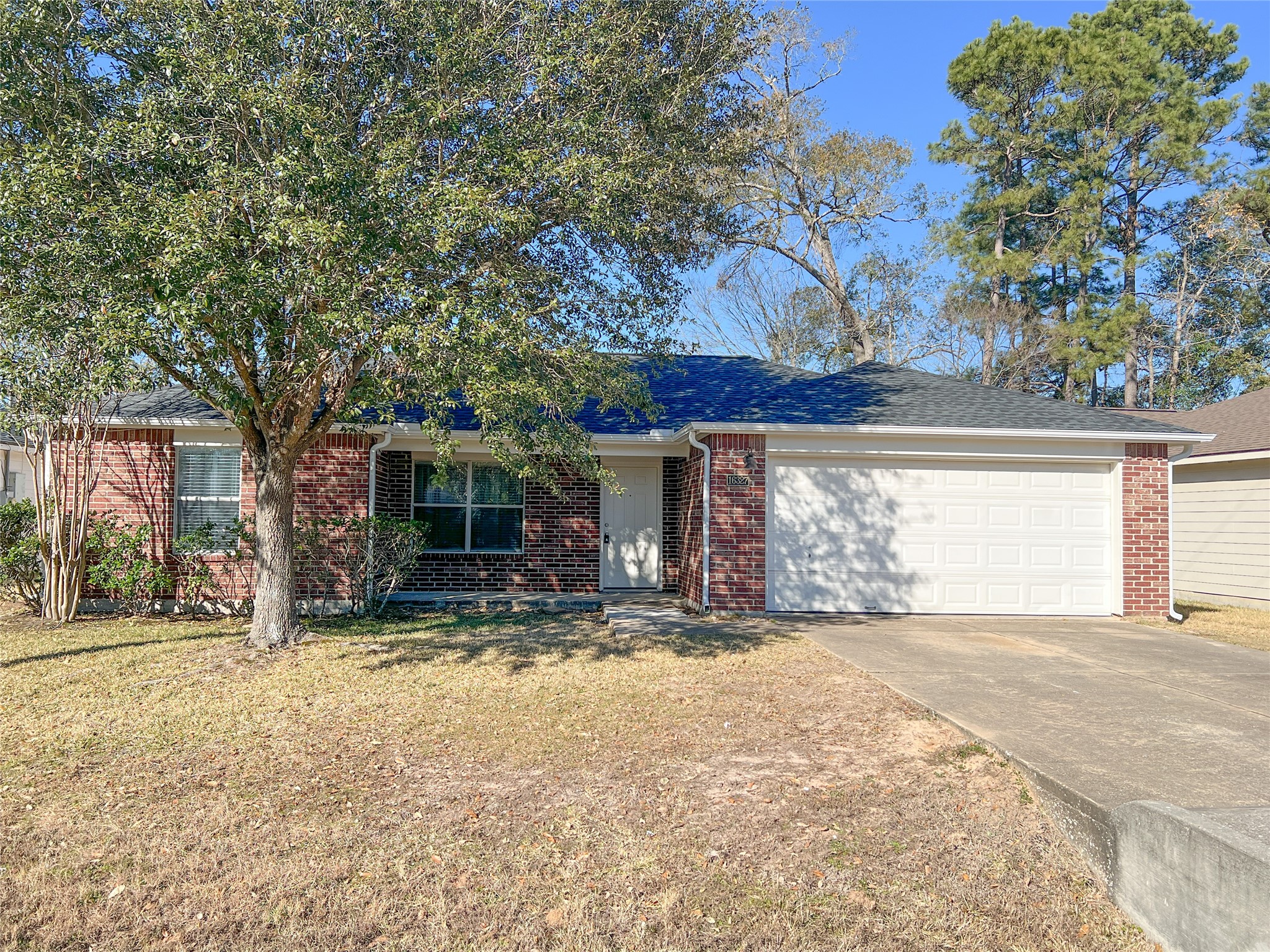 16327 Long Valley Court Property Photo 1