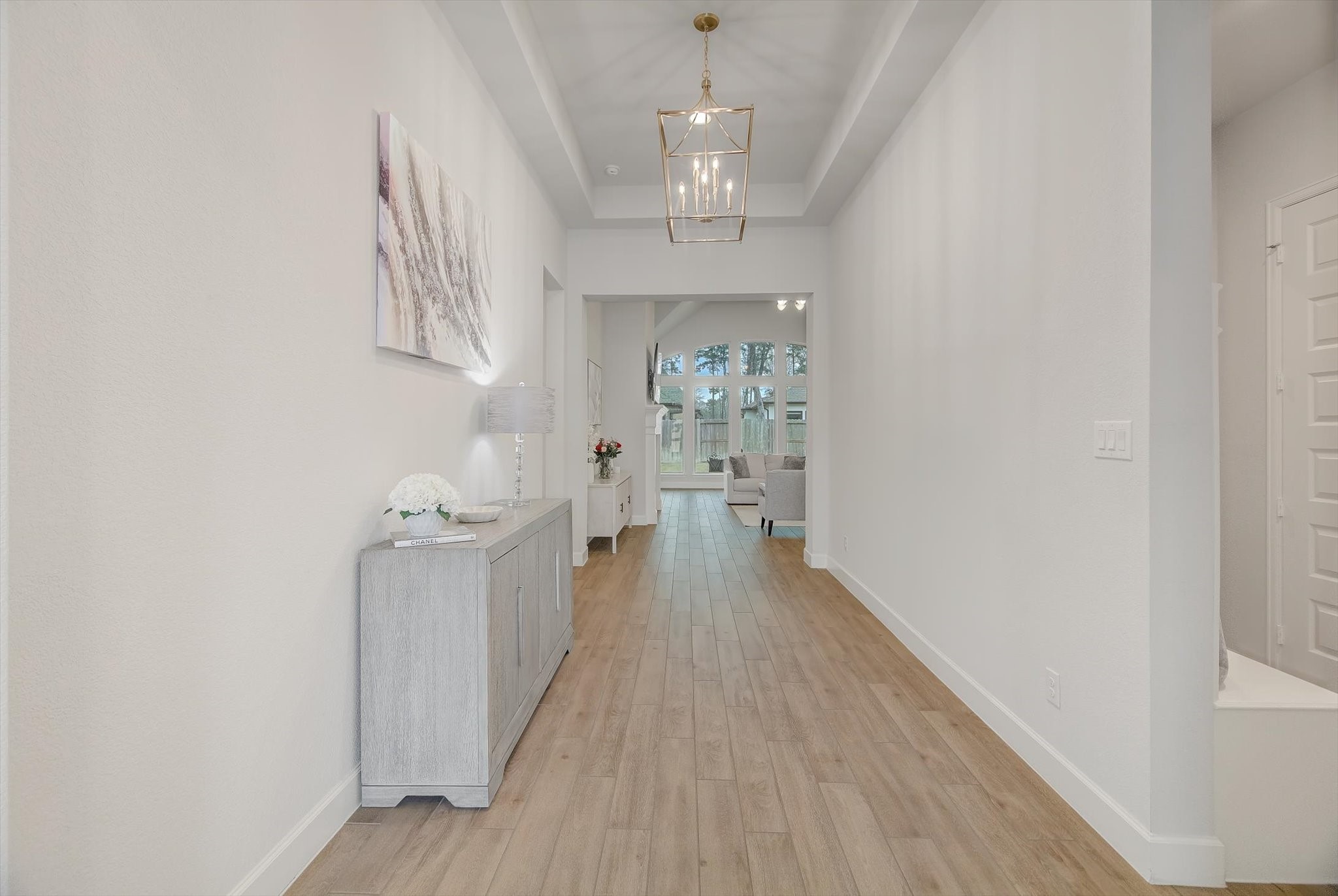 22119 Breakwater Lane Property Photo 4