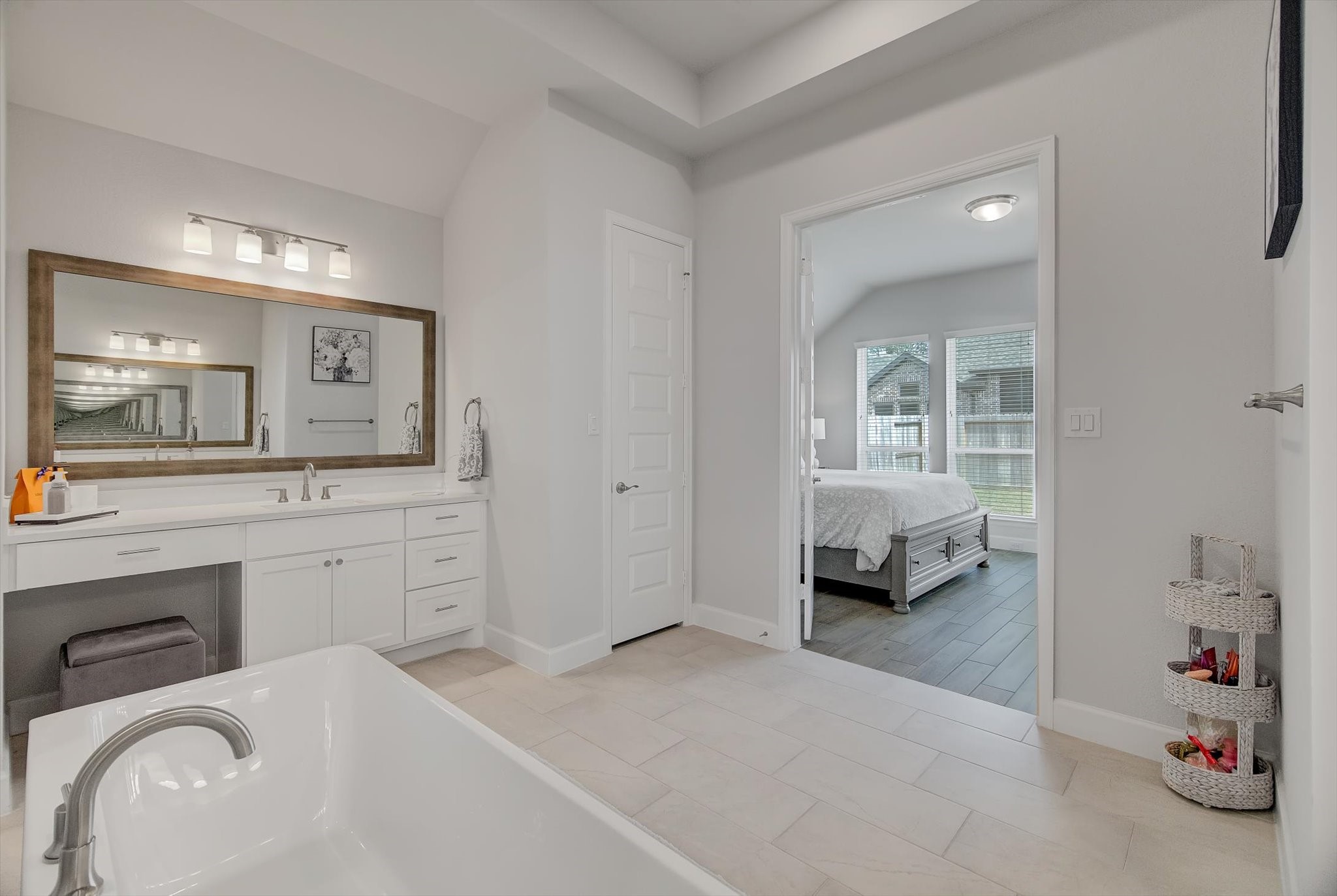 22119 Breakwater Lane Property Photo 23