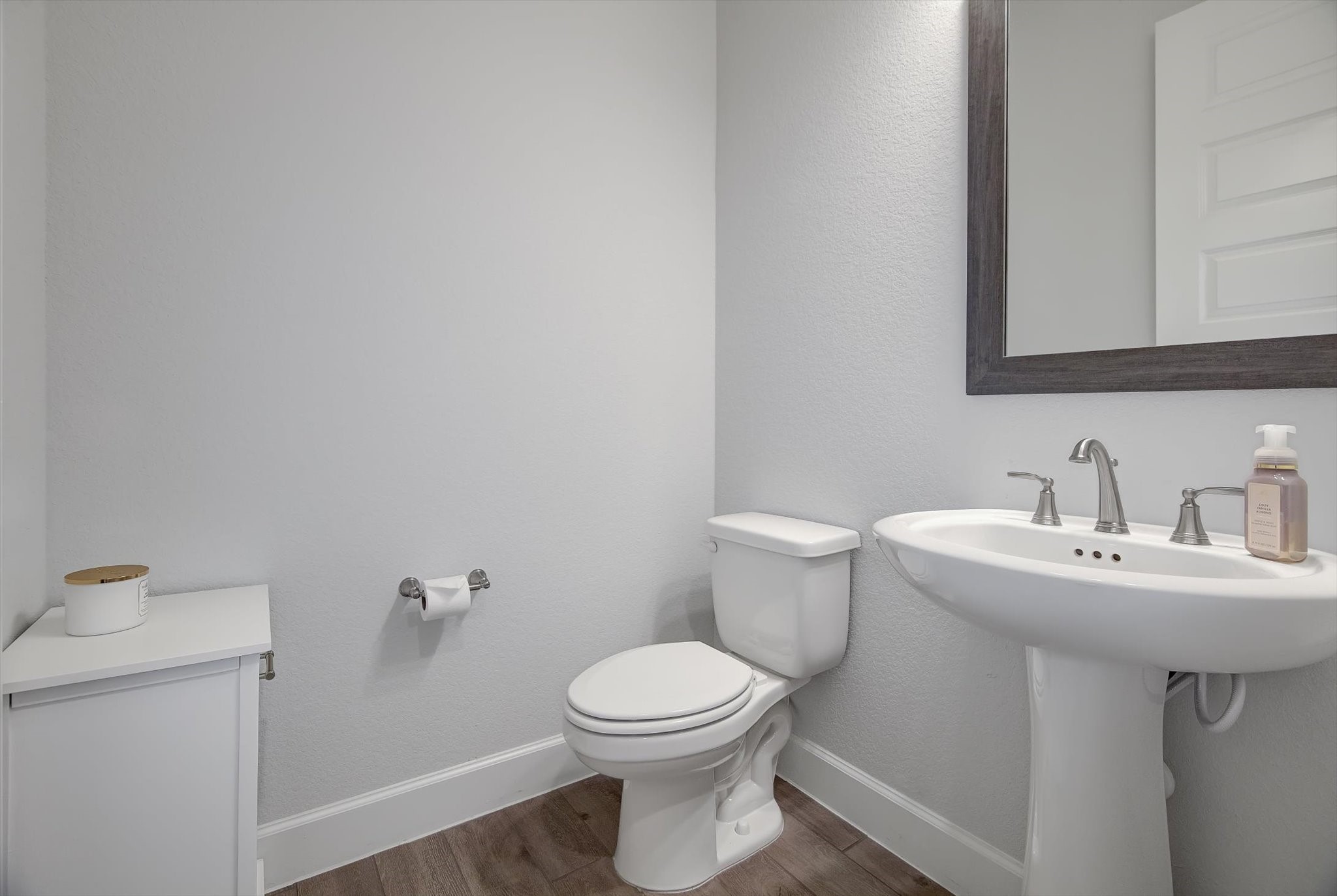 22119 Breakwater Lane Property Photo 34