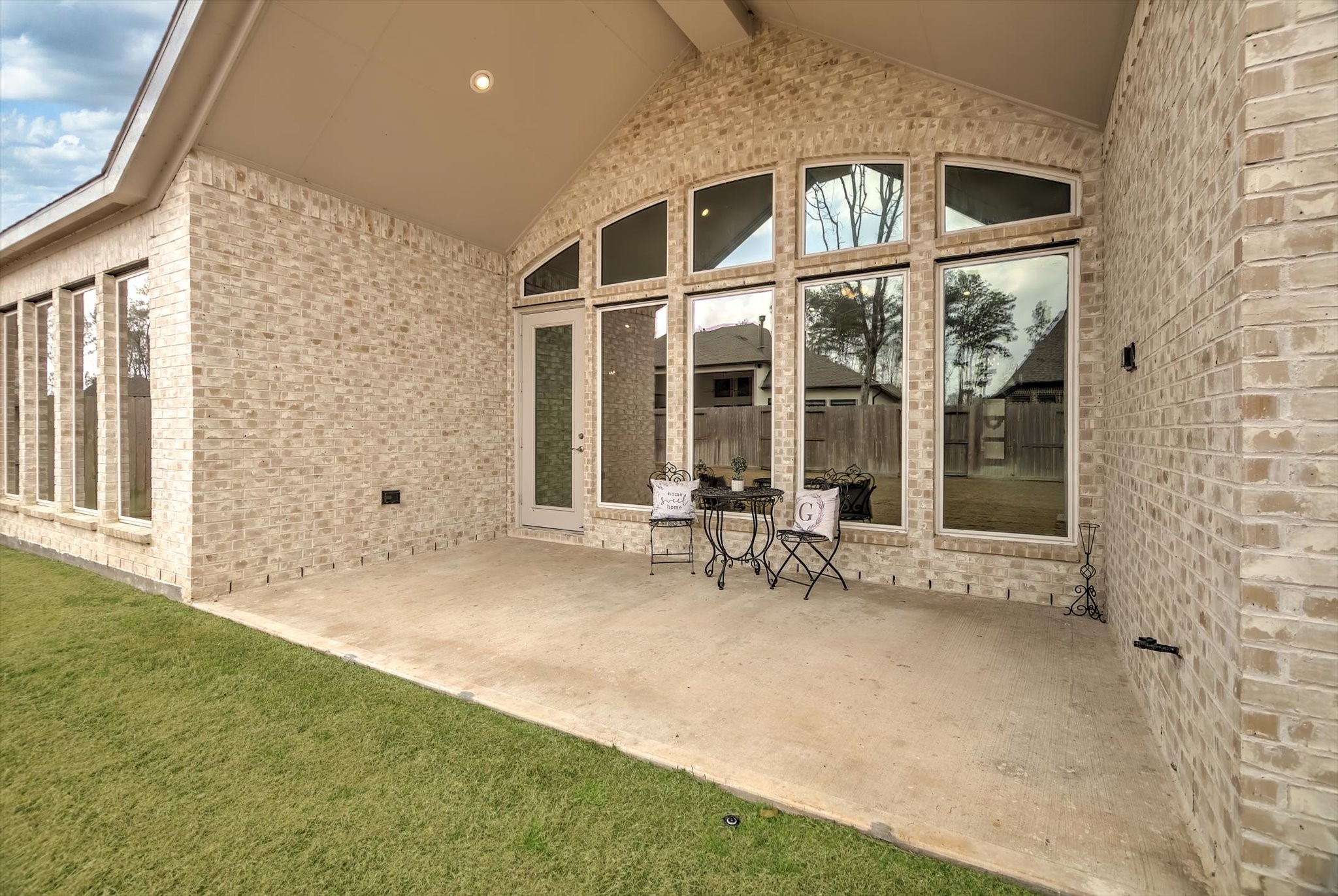 22119 Breakwater Lane Property Photo 37
