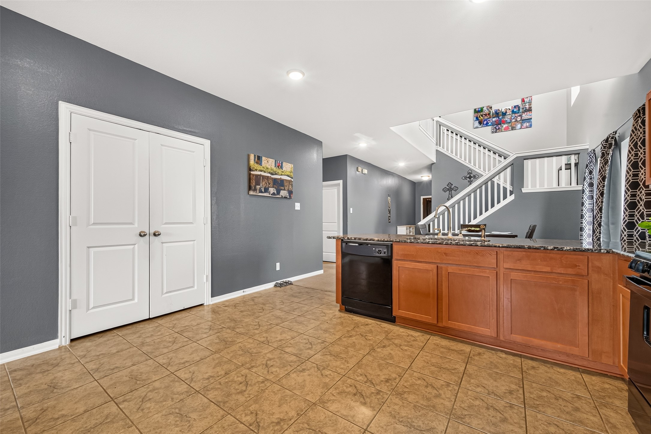 14210 Alpine Fir Drive Property Photo 17