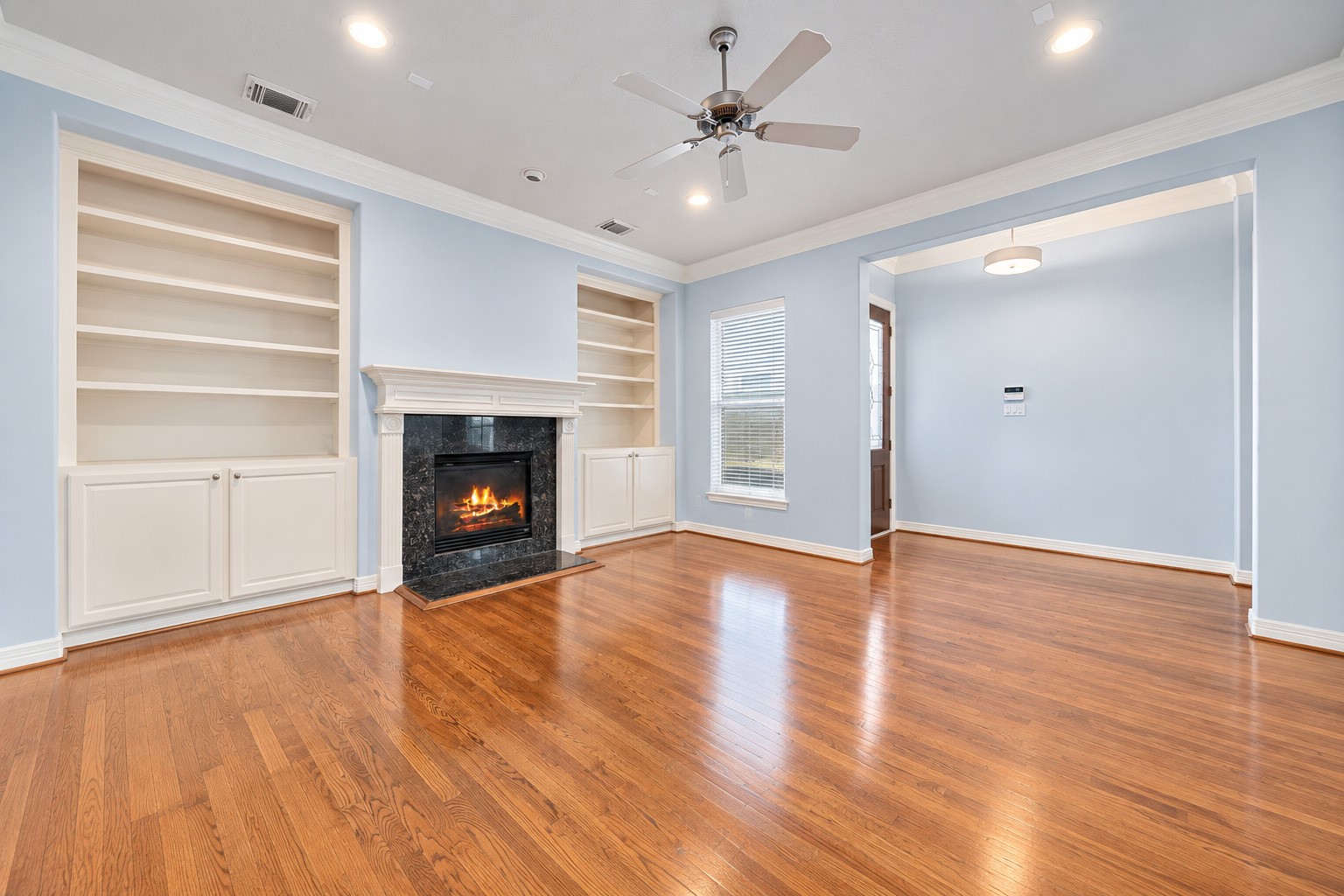 6309 Mapleridge Street Property Photo 3