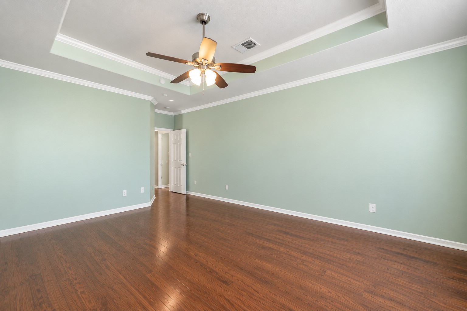 6309 Mapleridge Street Property Photo 15