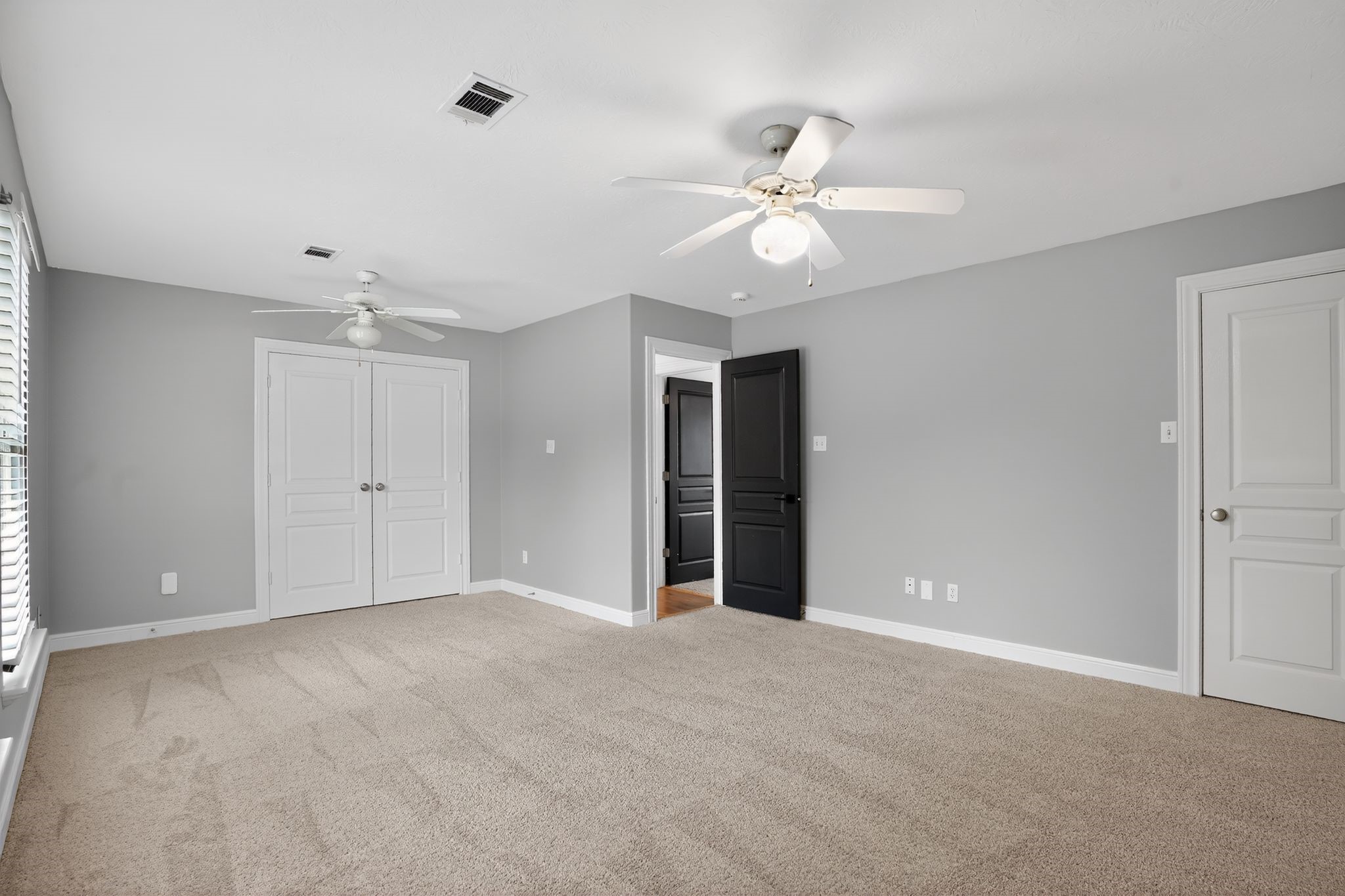 4313 Windswept Drive Property Photo 9