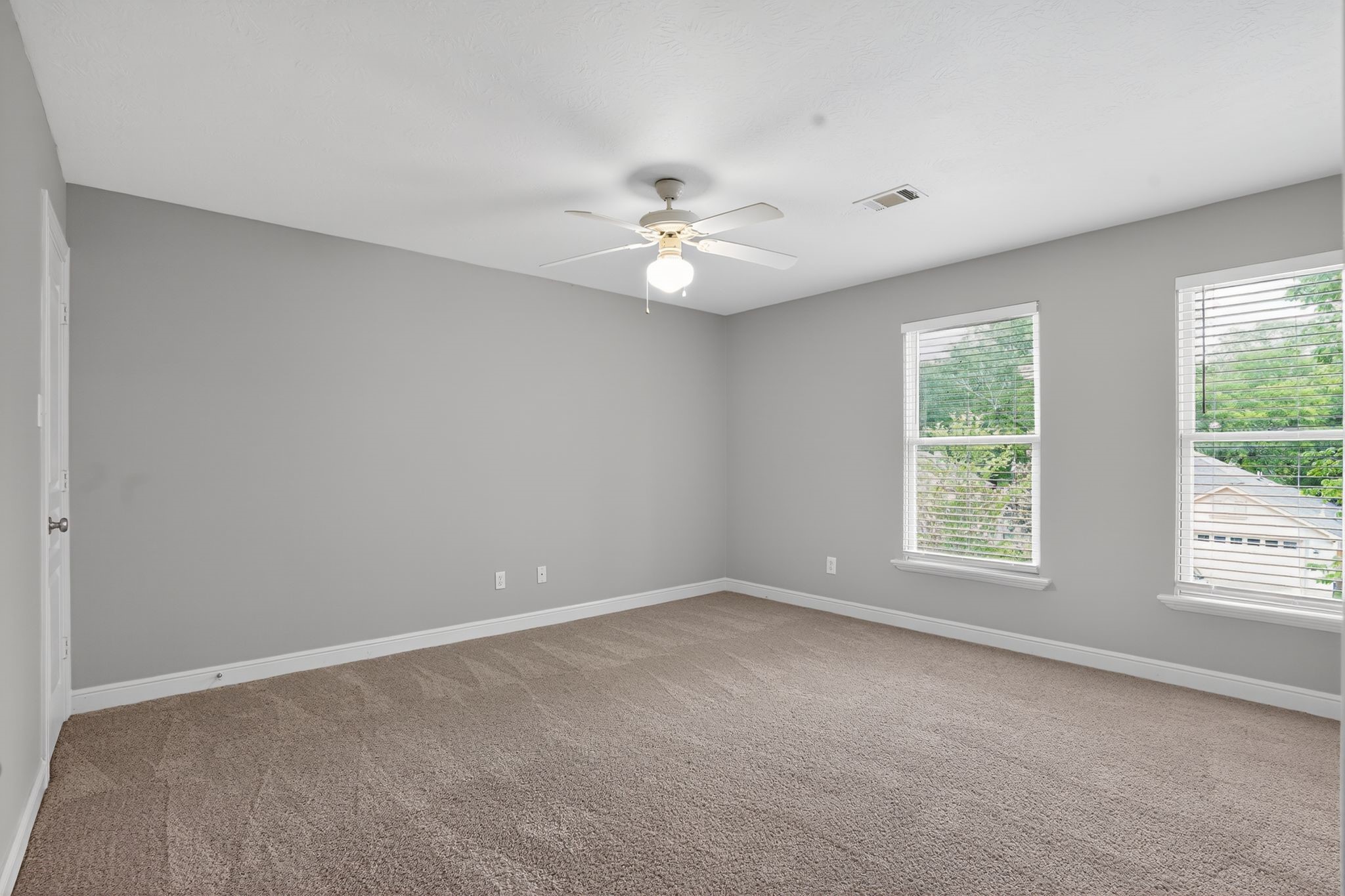 4313 Windswept Drive Property Photo 12
