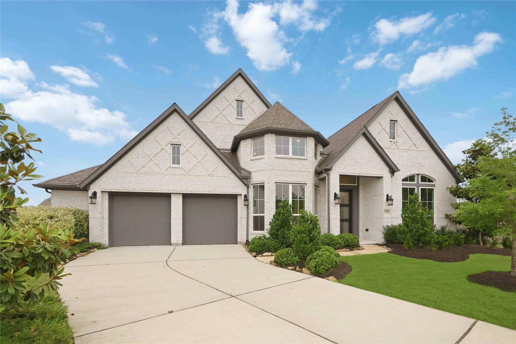 17564 Watercolor Way Property Photo 3