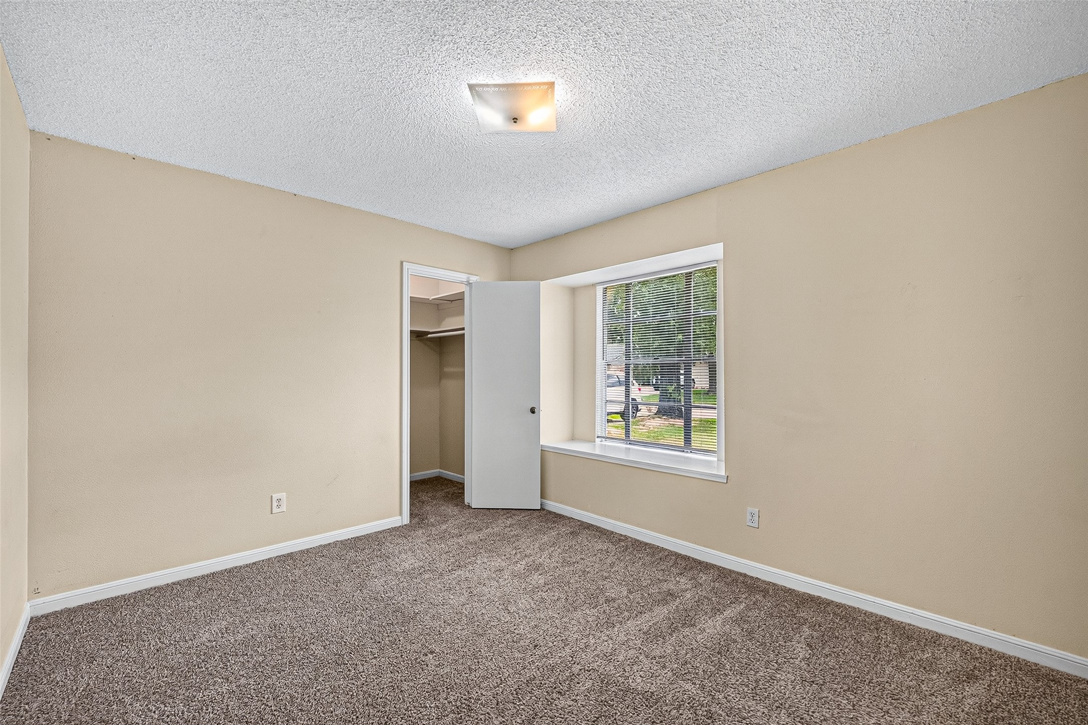 14426 Wadebridge Way Property Photo 34
