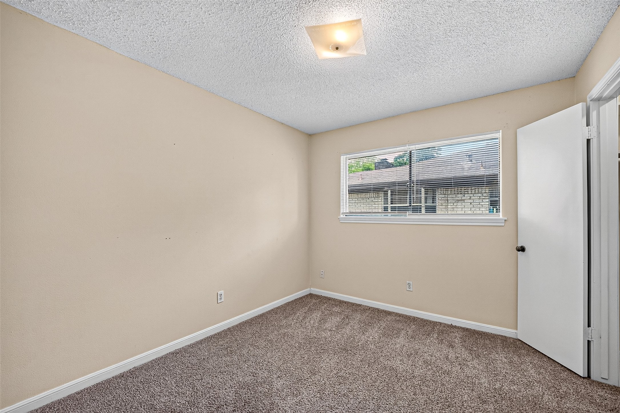 14426 Wadebridge Way Property Photo 37