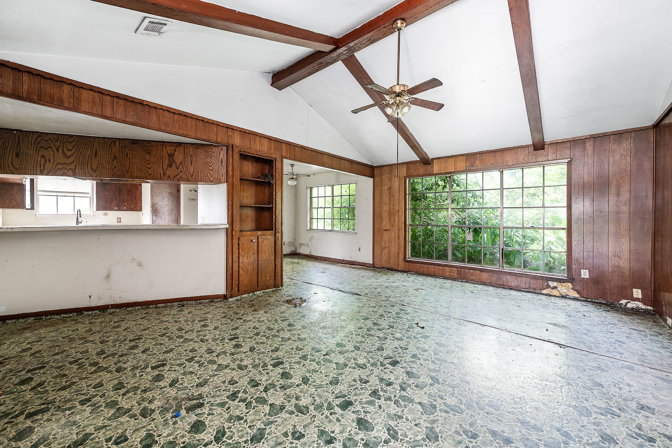 2719 Fm 524 Property Photo 9