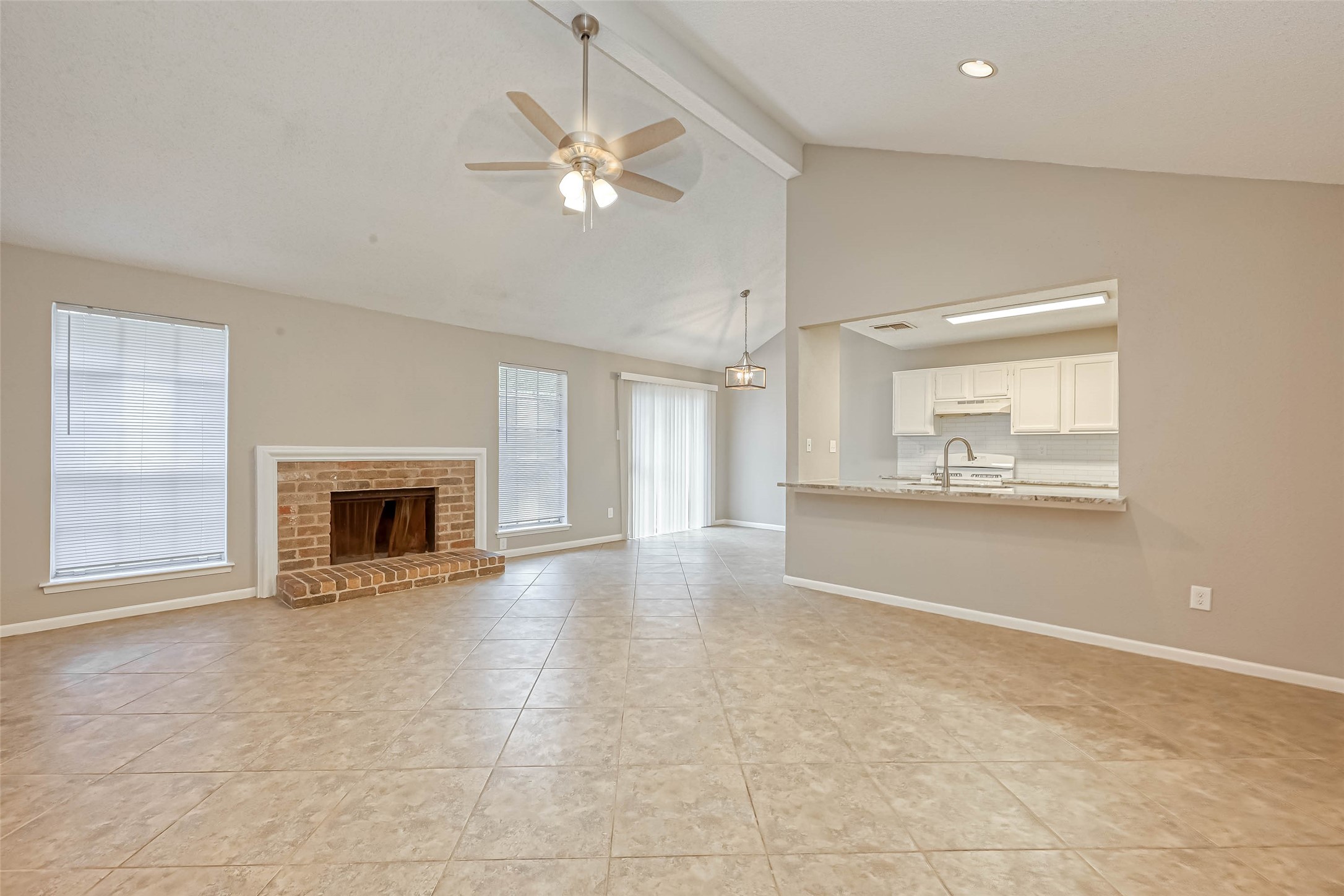 3938 Kitchen Hill Lane Property Photo 5