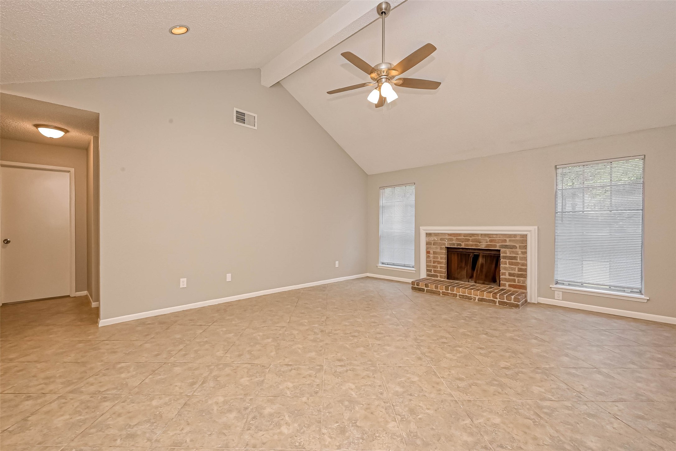 3938 Kitchen Hill Lane Property Photo 8