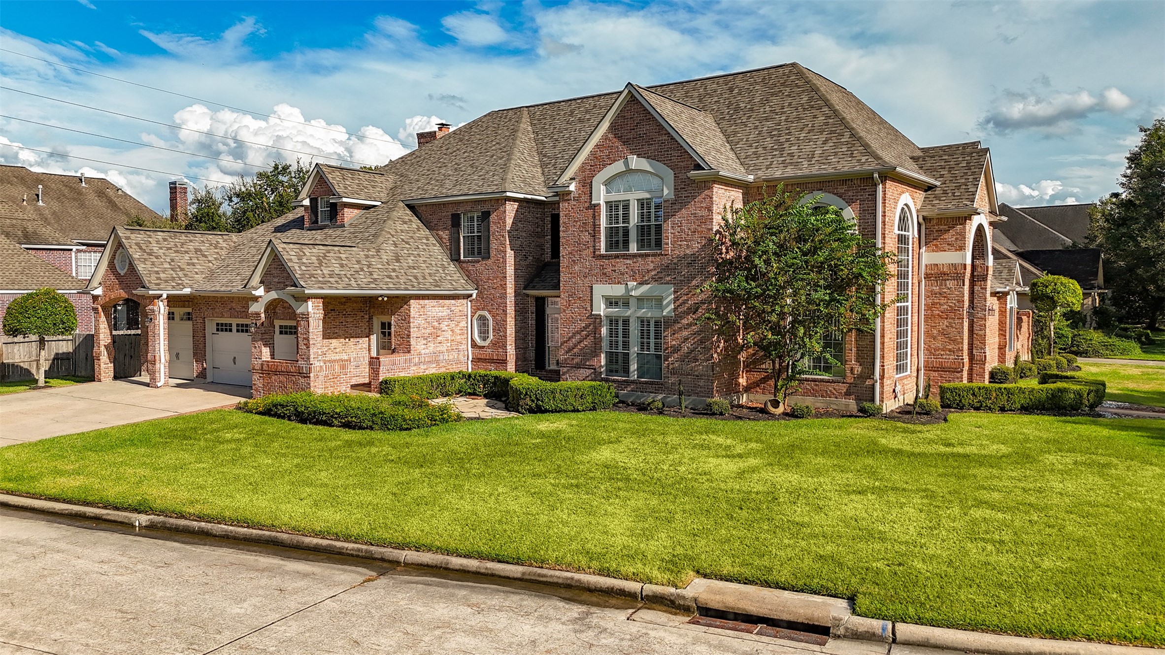 16122 Wimbledon Forest Drive Property Photo 6