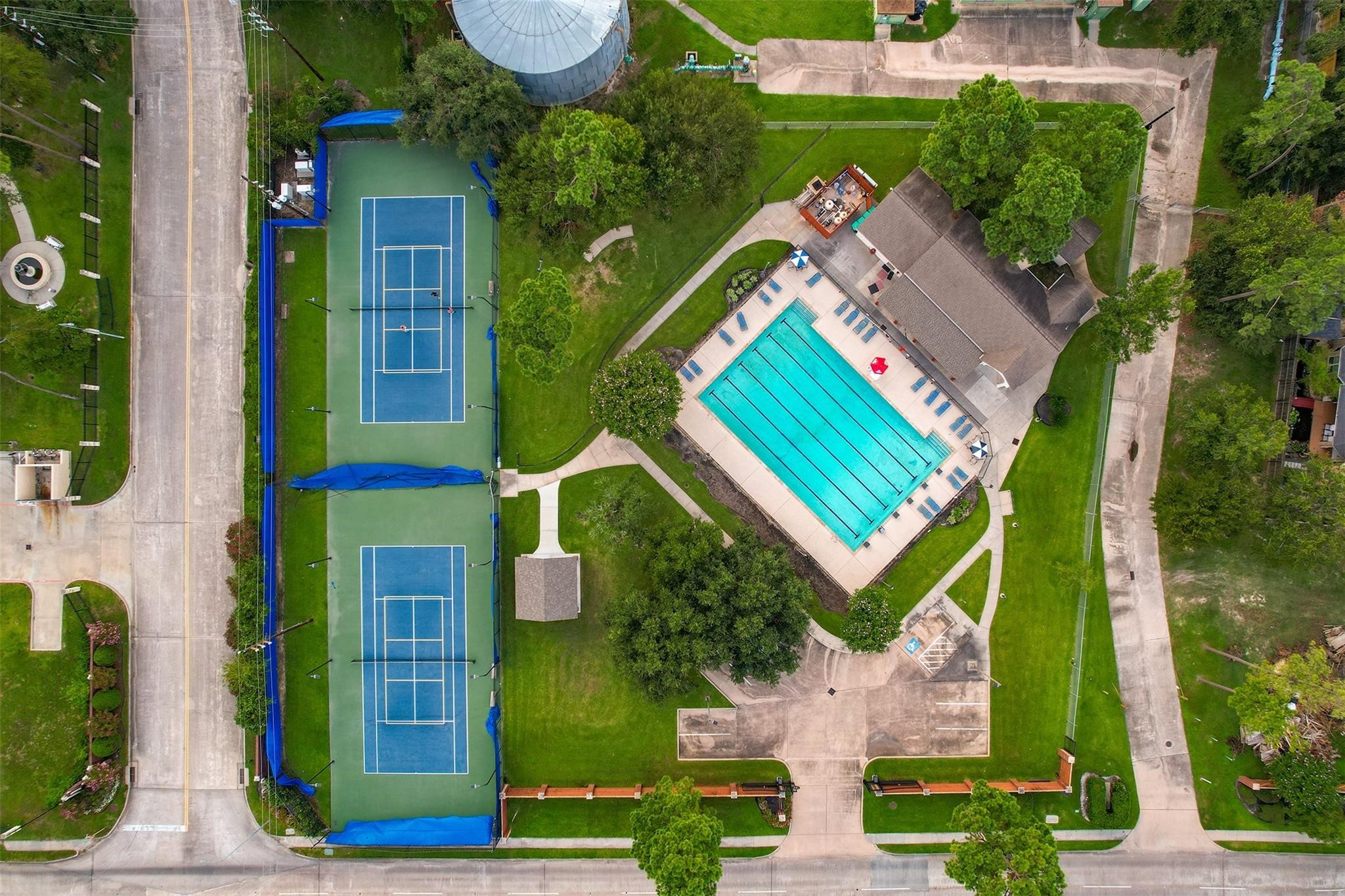 16122 Wimbledon Forest Drive Property Photo 48