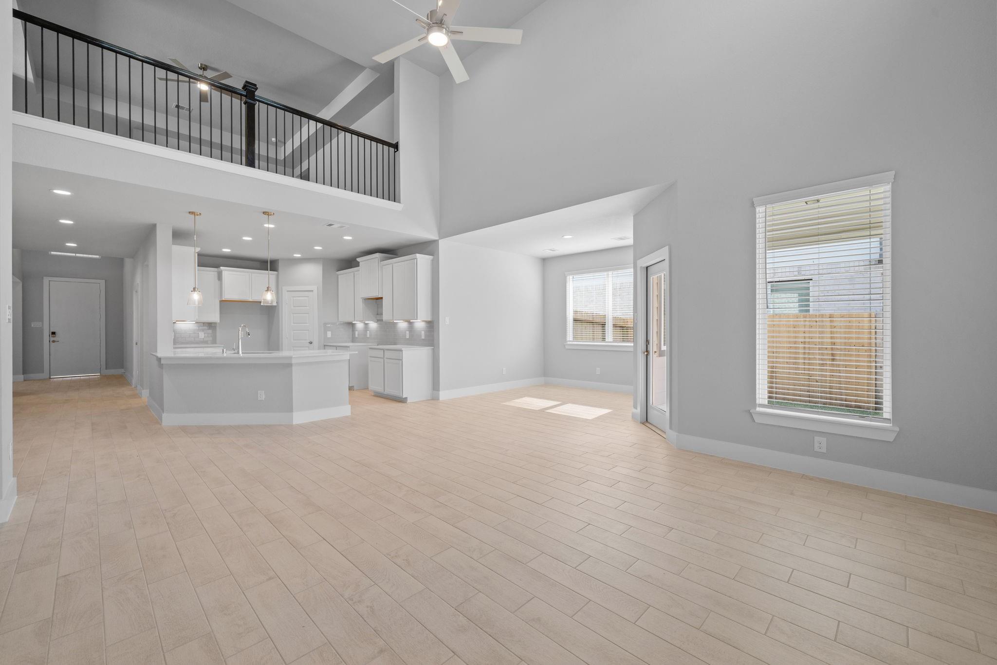 604 Ember Ridge Court Property Photo 6