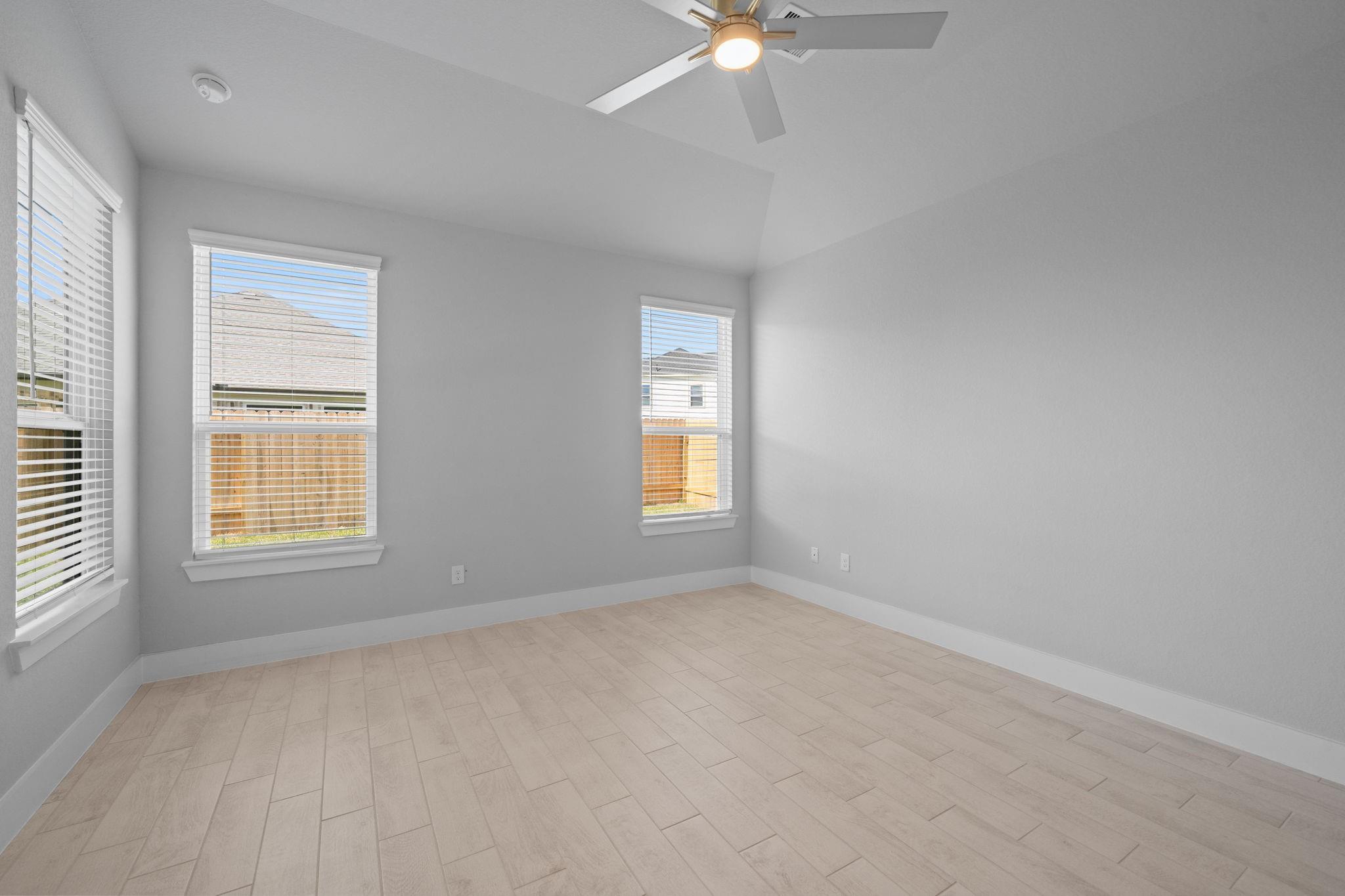 604 Ember Ridge Court Property Photo 14
