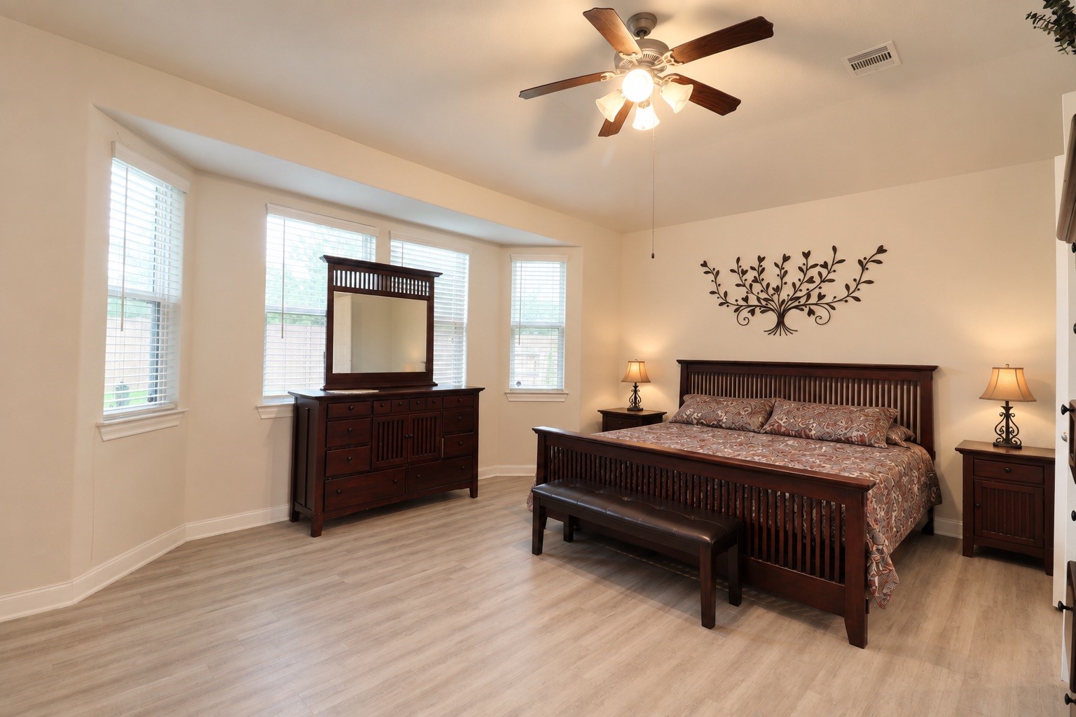 2403 Shelly Lang Court Property Photo 13