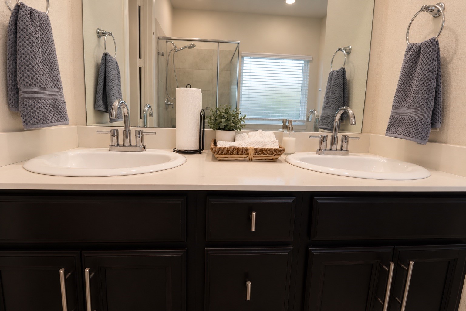 2403 Shelly Lang Court Property Photo 17