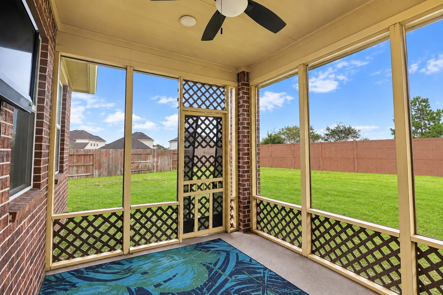 2403 Shelly Lang Court Property Photo 33